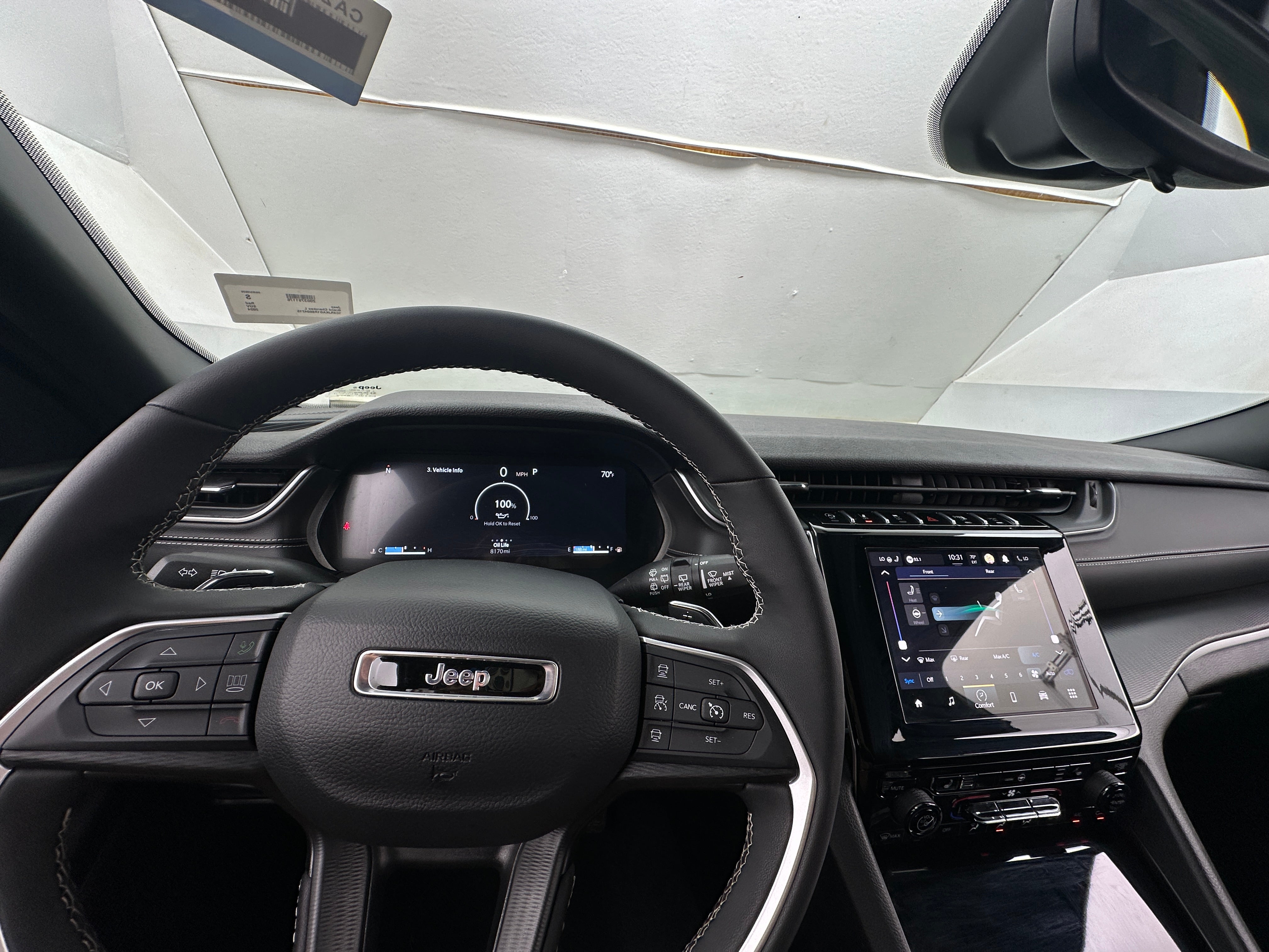 2024 Jeep Grand Cherokee L Laredo 3