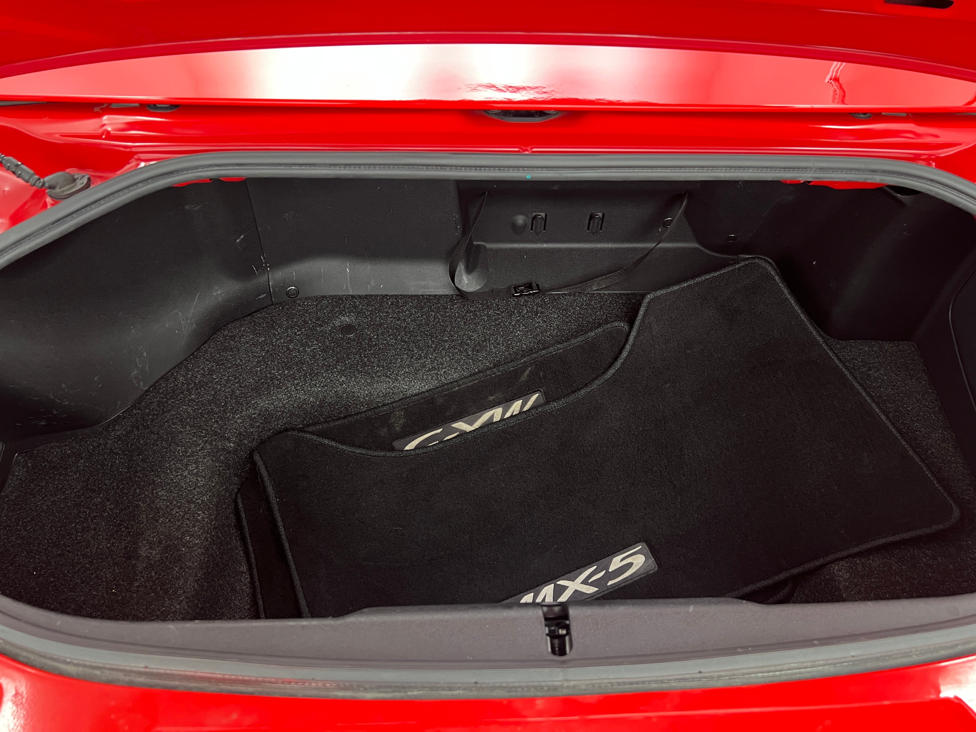 2015 Mazda MX-5 Miata Club 6