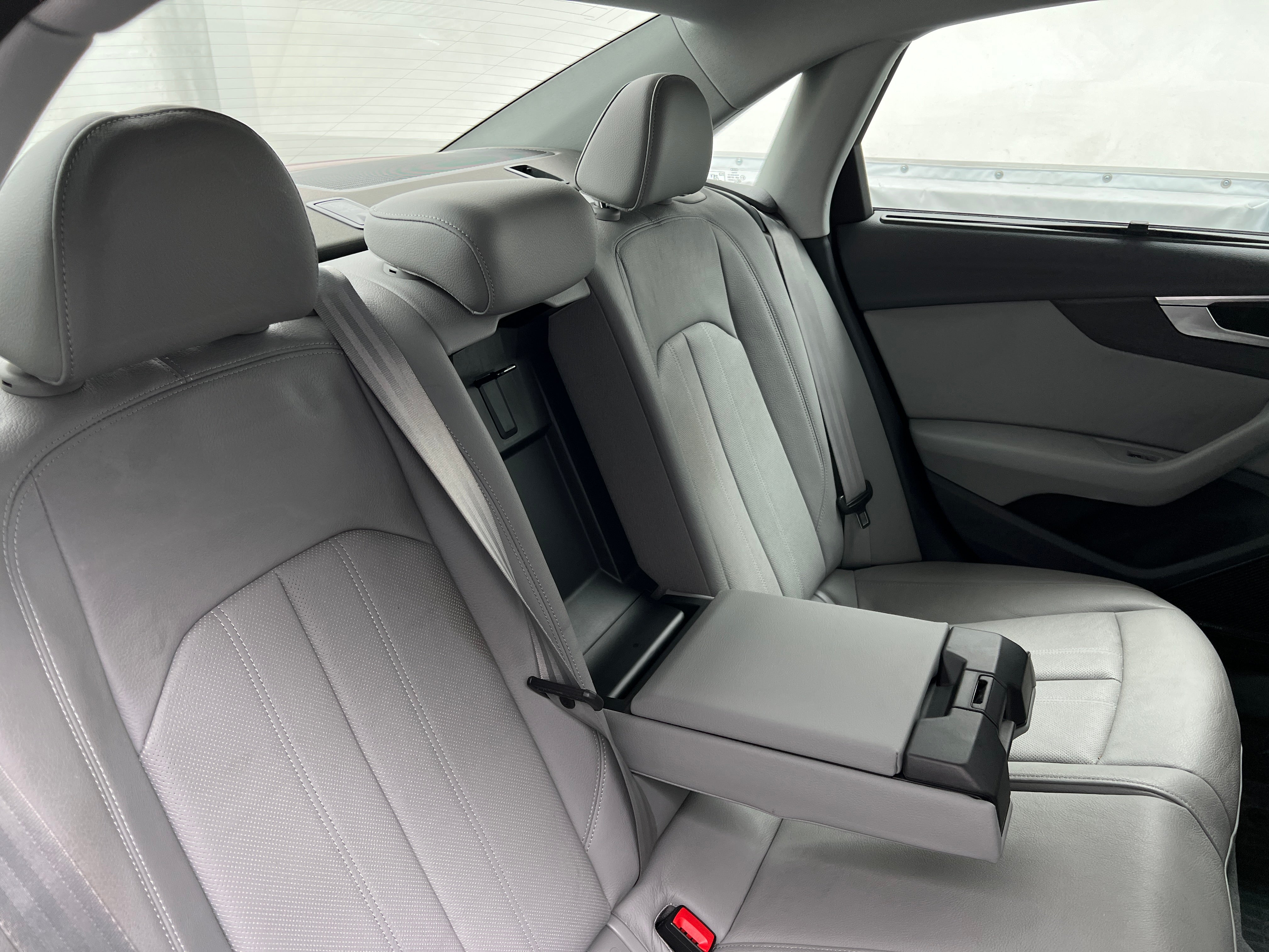 2017 Audi A4 Prestige 5
