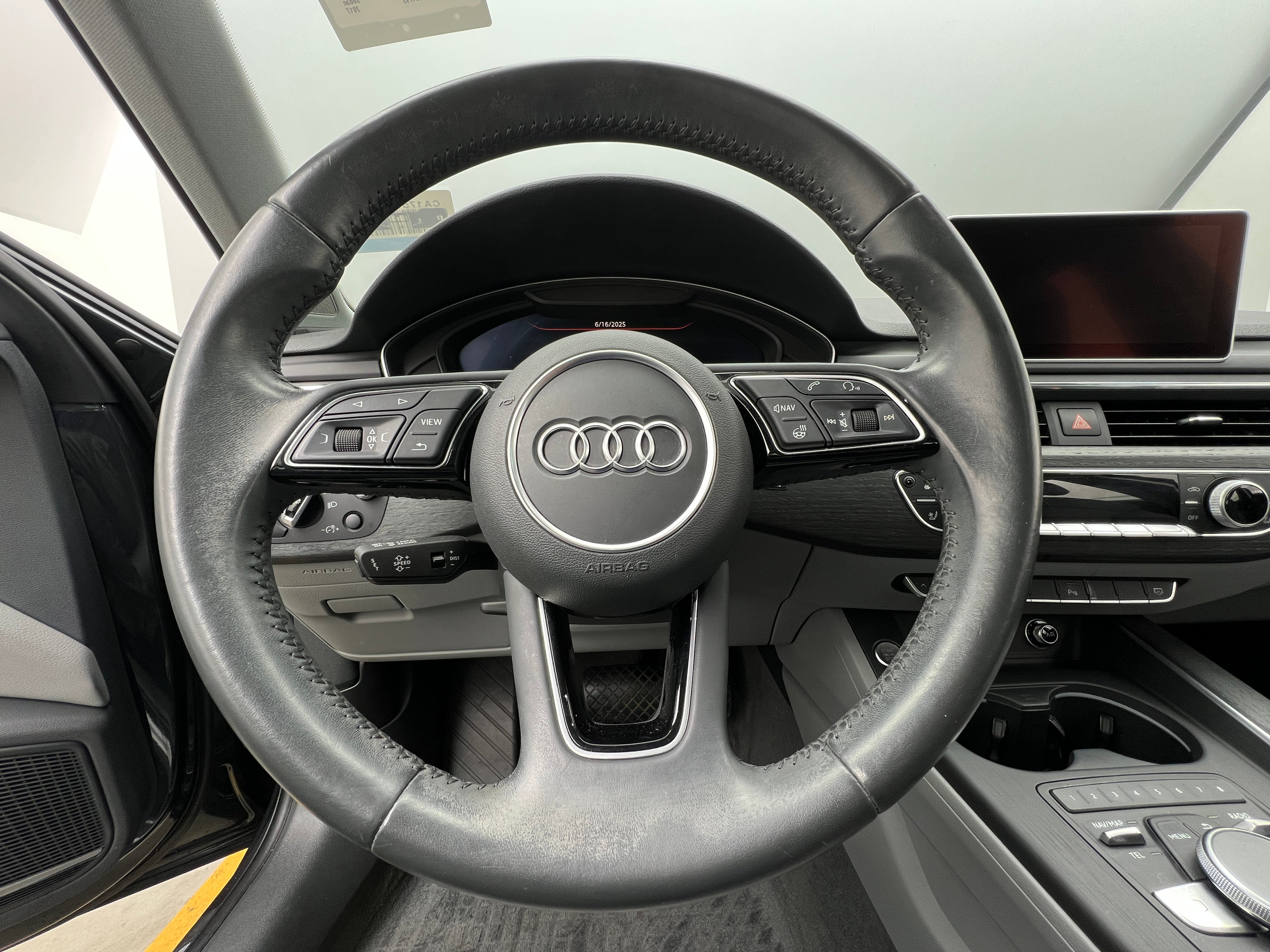 2017 Audi A4 Prestige 4