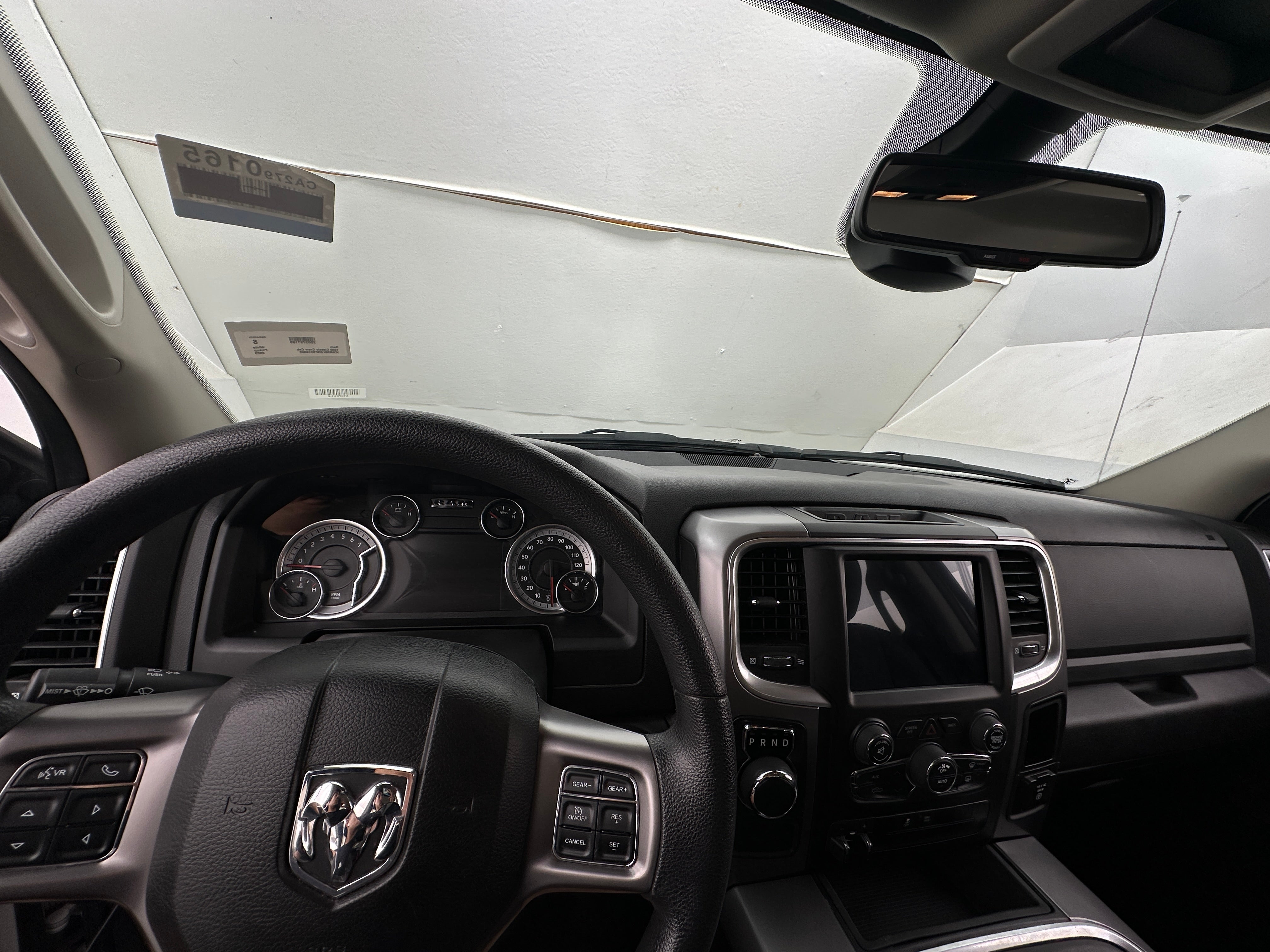 2023 RAM 1500 Classic SLT 3