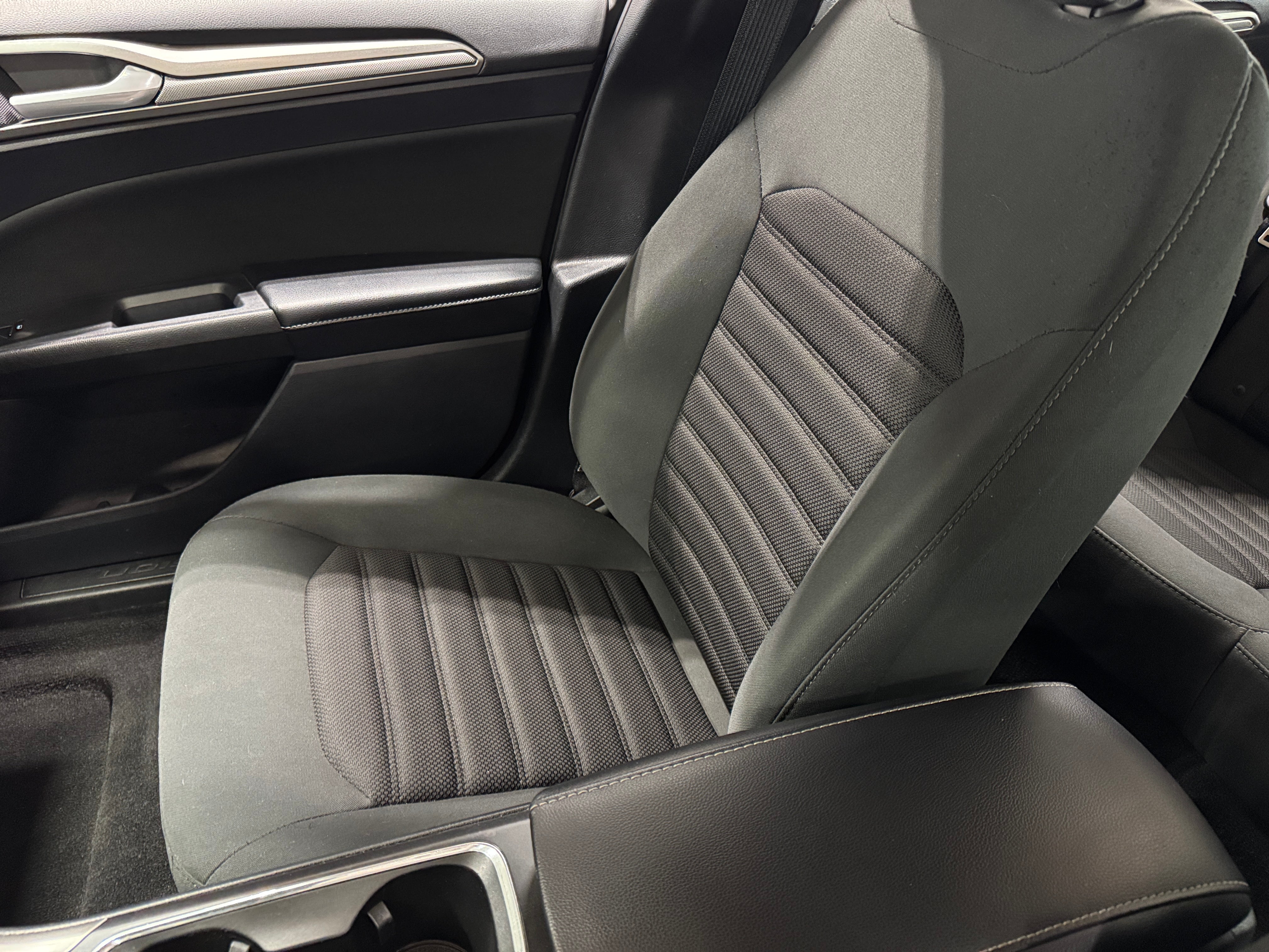 2019 Ford Fusion  2