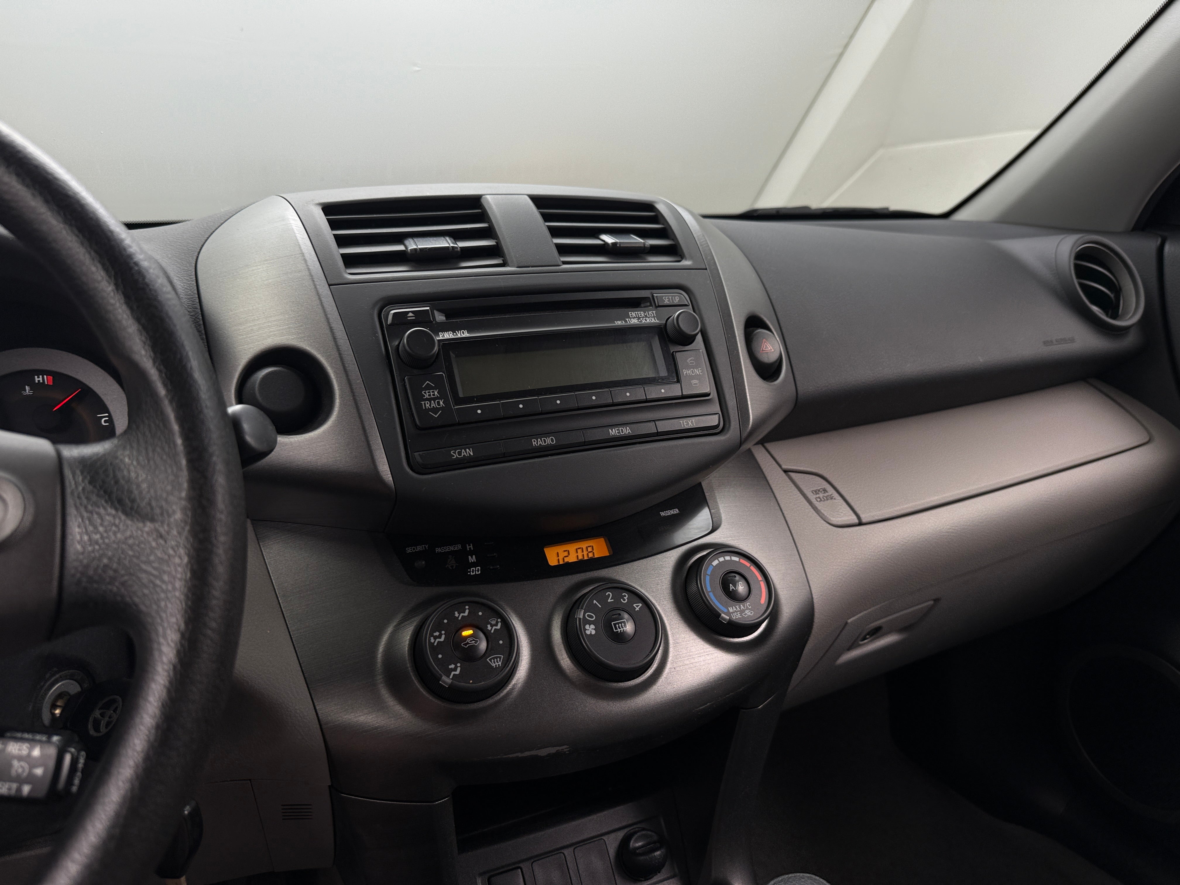 2012 Toyota RAV4 Base 4