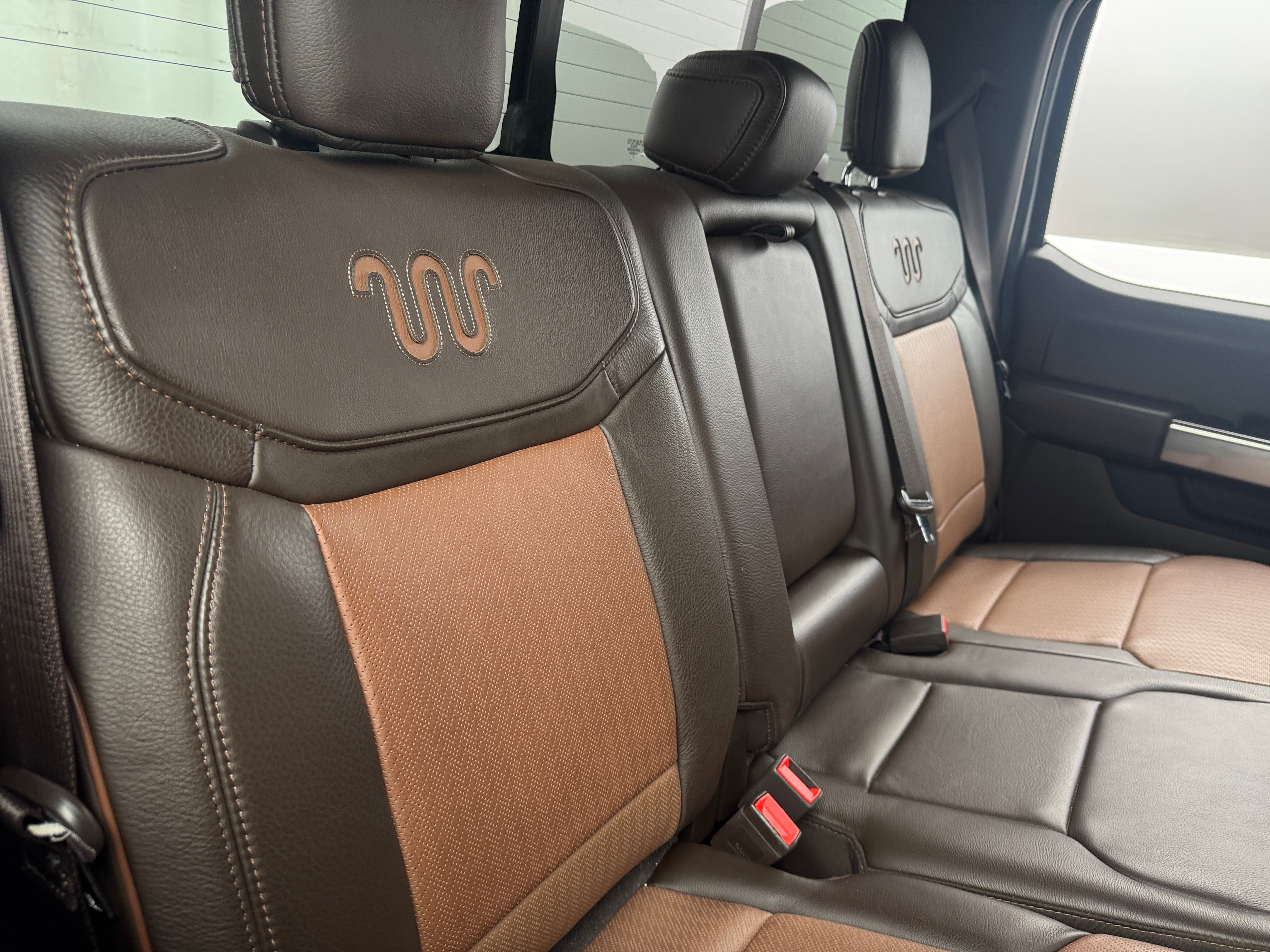 2022 Ford Econoline E-150 5