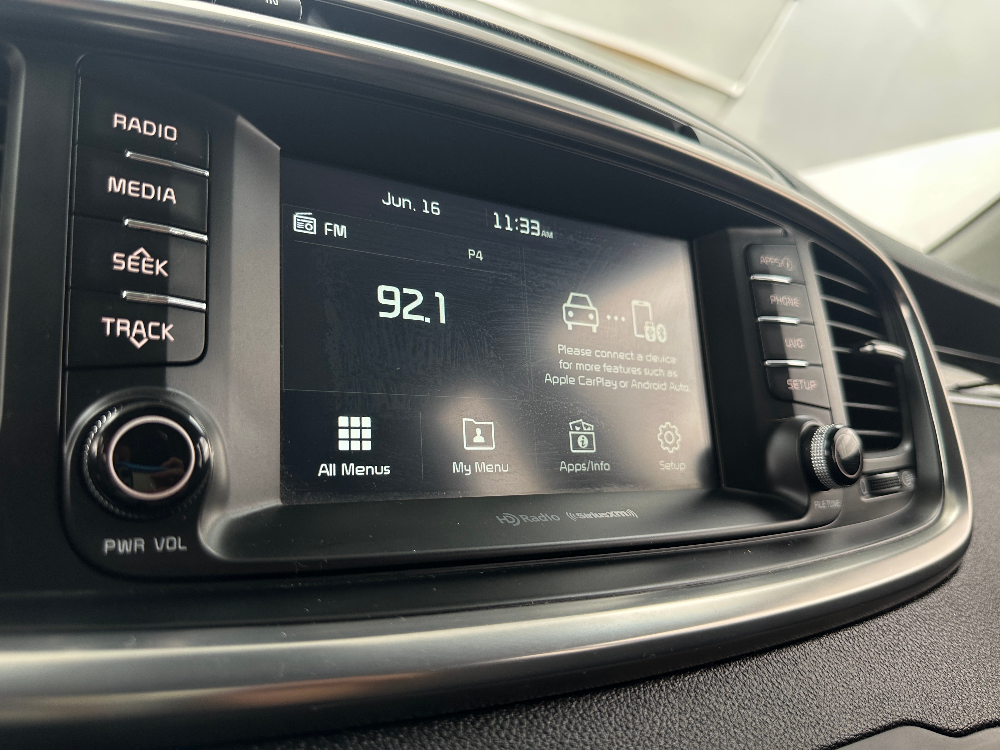 2017 Kia Sorento EX 3