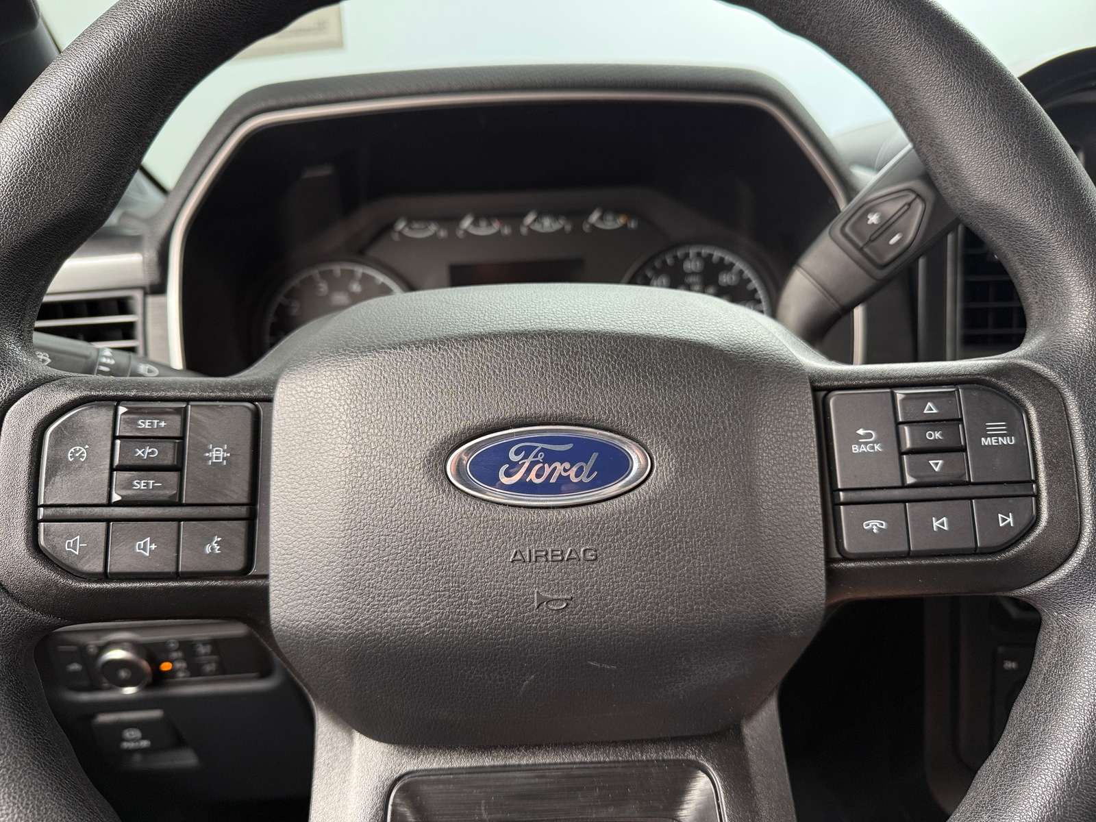 Thumbnail: 2022 Ford Econoline - 5