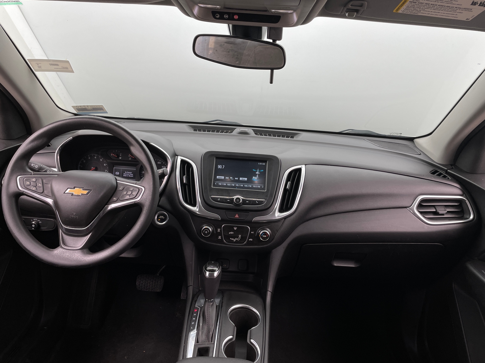 Thumbnail: 2018 Chevrolet Equinox - 3