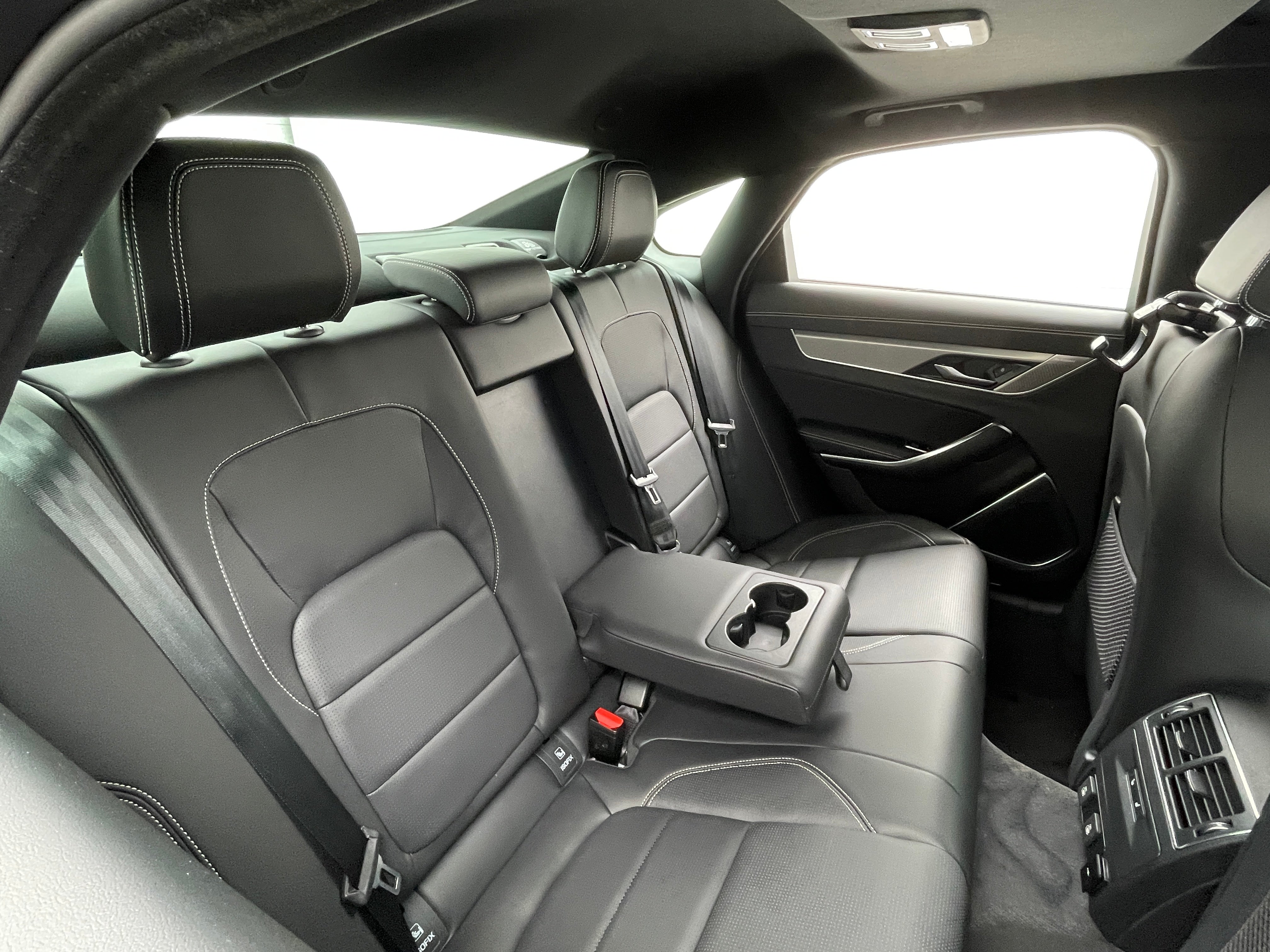2024 Jaguar XF R-Dynamic SE 5