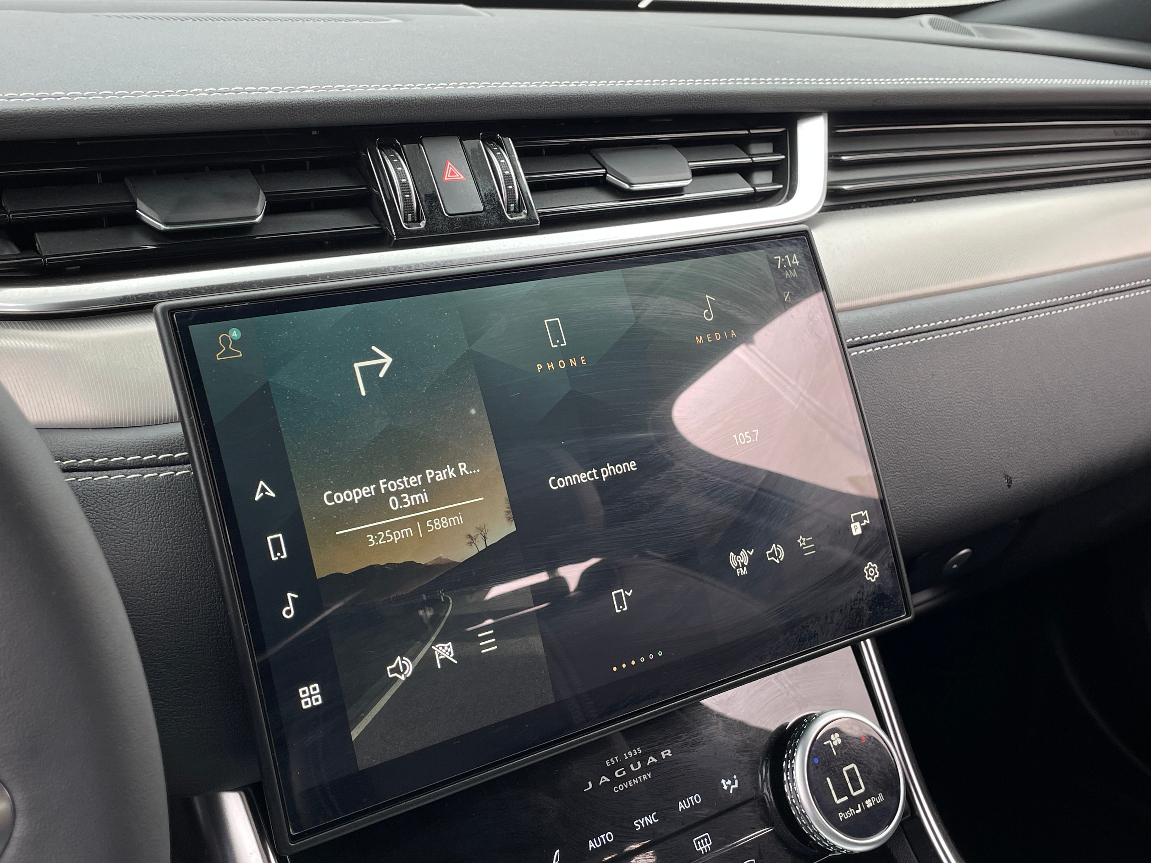 2024 Jaguar XF R-Dynamic SE 3