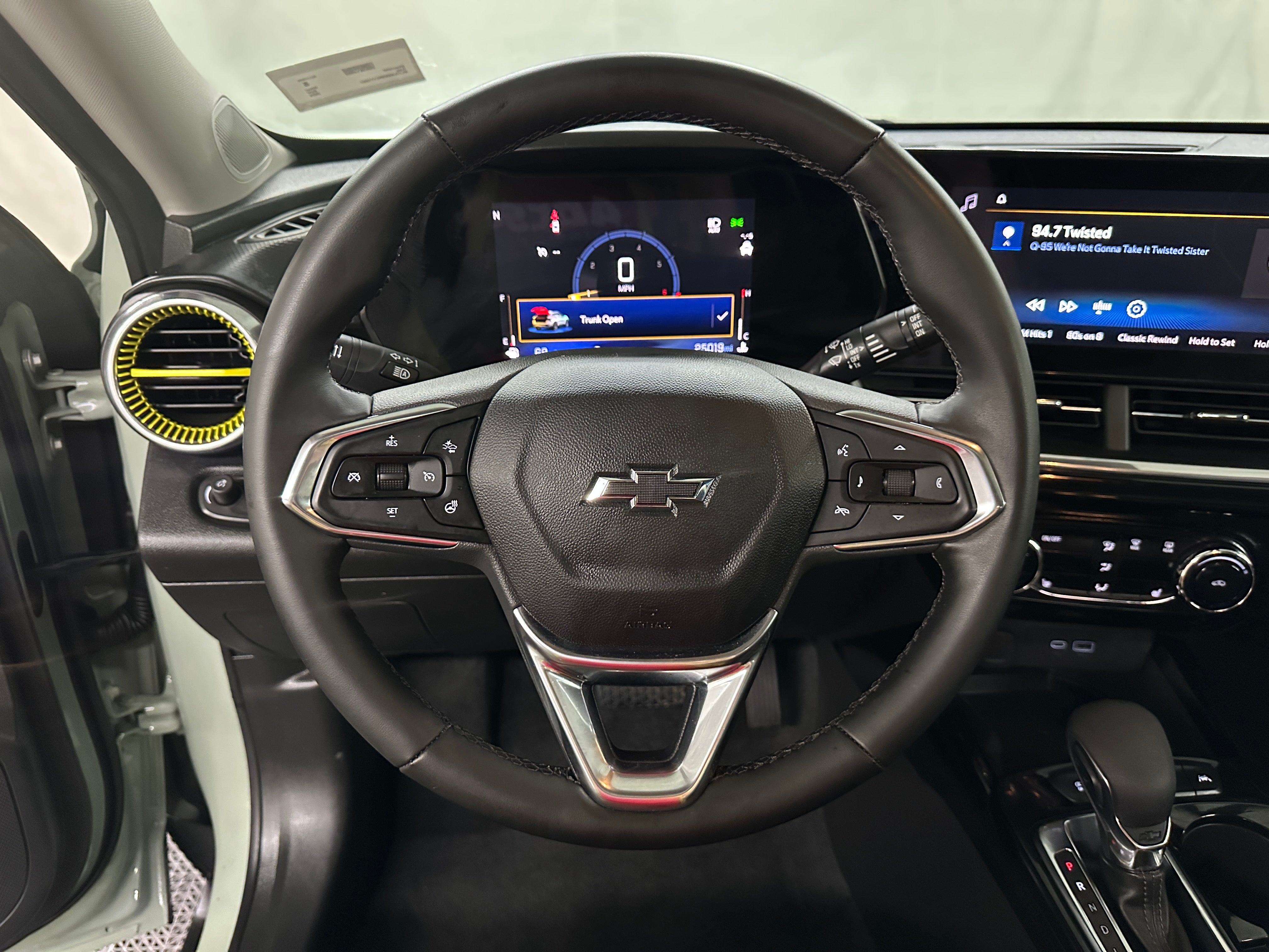 Thumbnail: 2024 Chevrolet Trax - 4