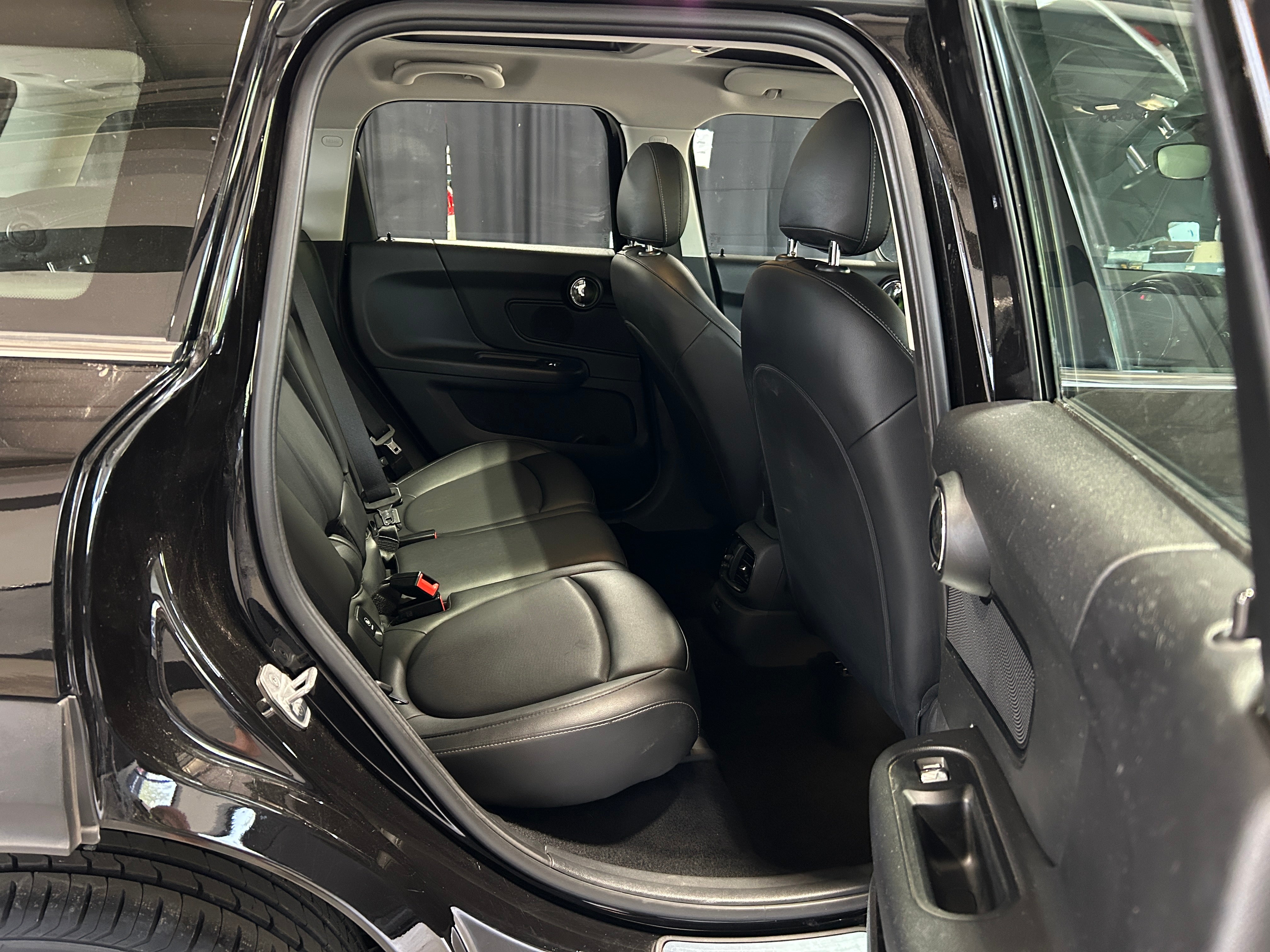 2019 MINI Cooper Countryman  5