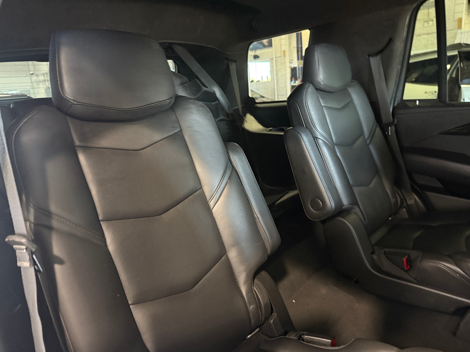Thumbnail: 2018 Cadillac Escalade - 5