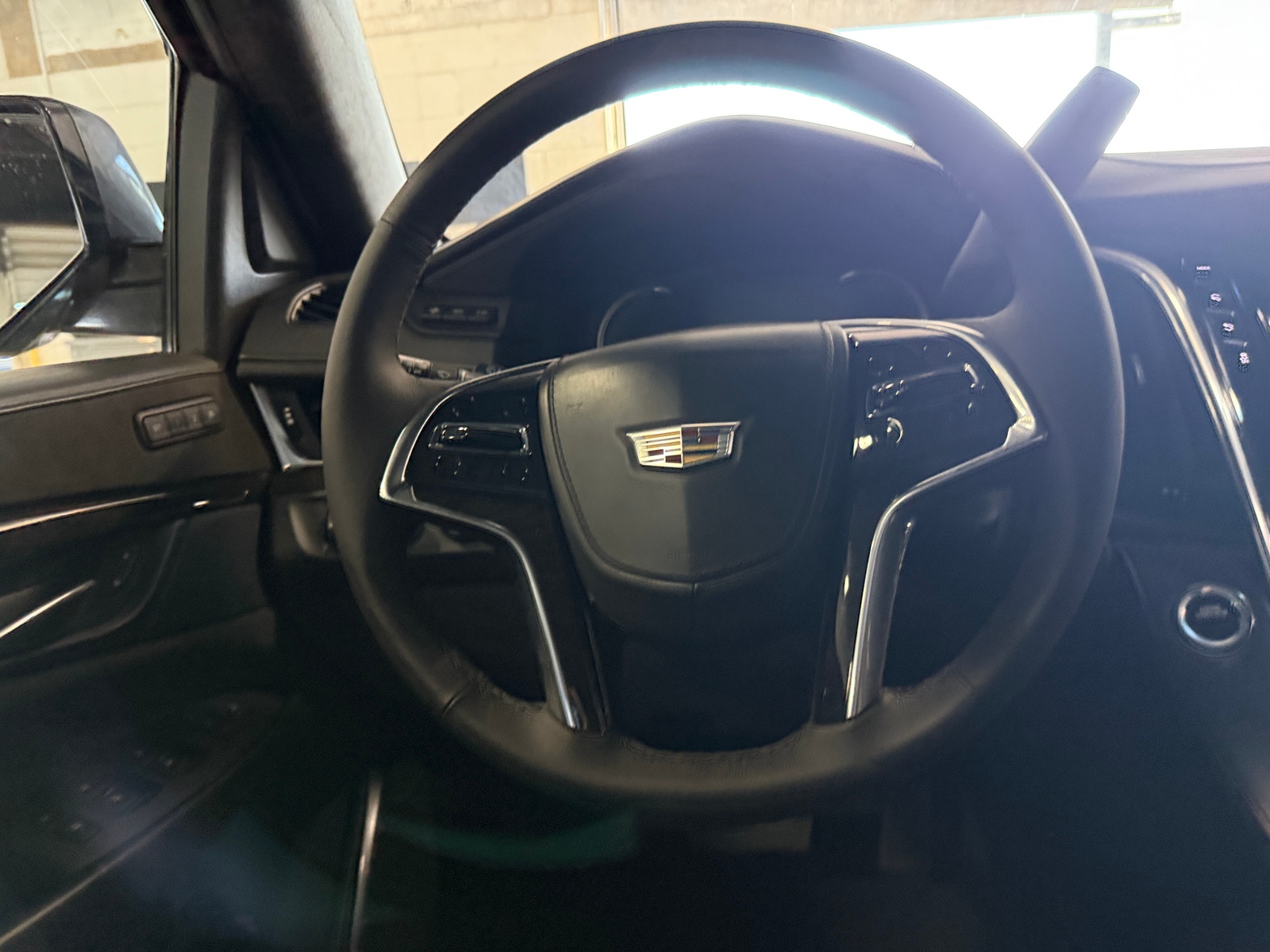 Thumbnail: 2018 Cadillac Escalade - 4