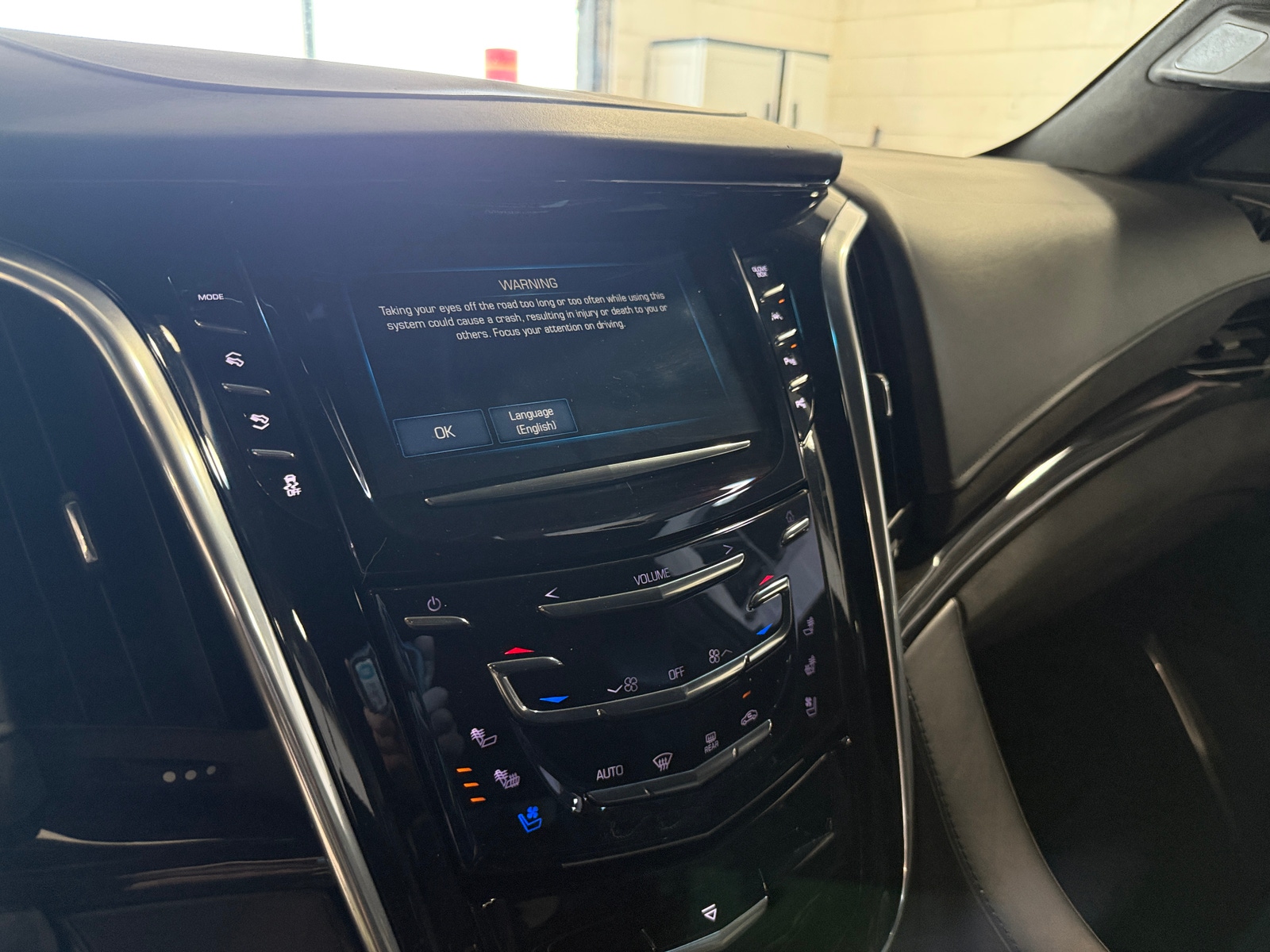 Thumbnail: 2018 Cadillac Escalade - 3