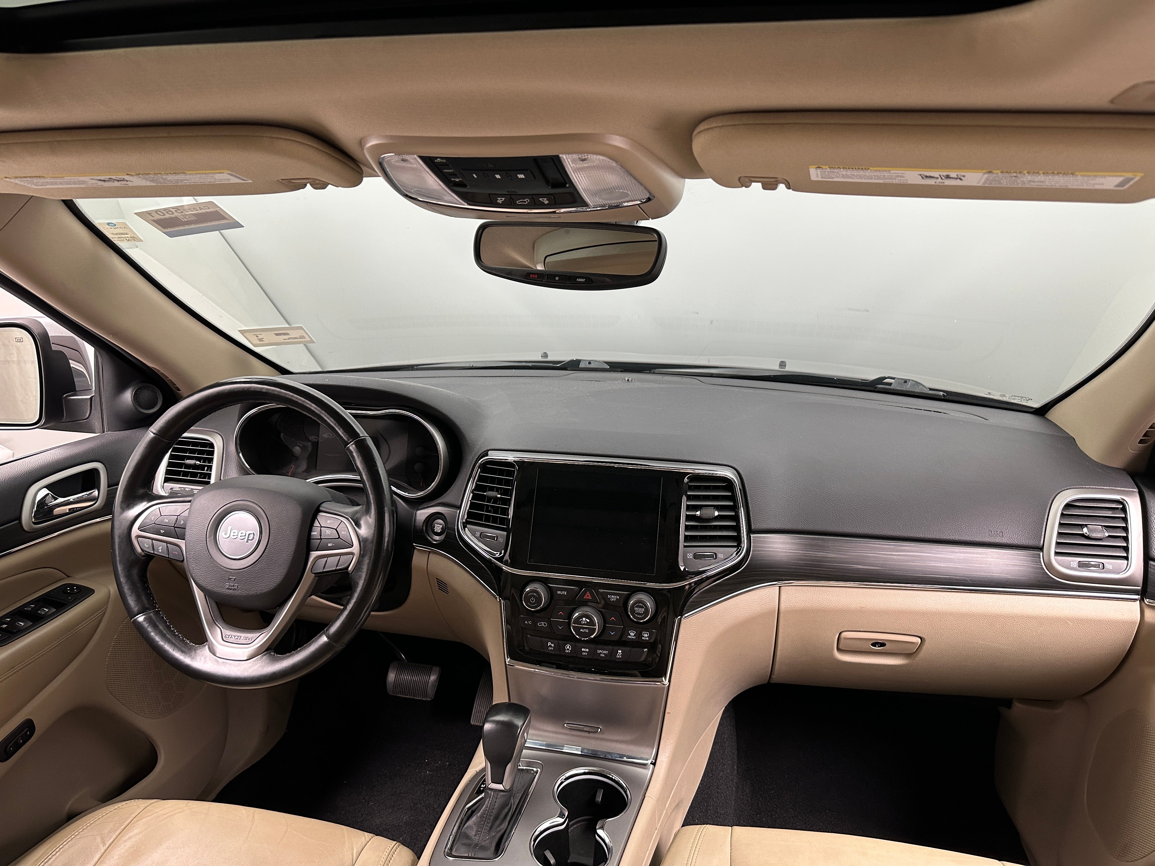 2020 Jeep Grand Cherokee Limited Edition 2