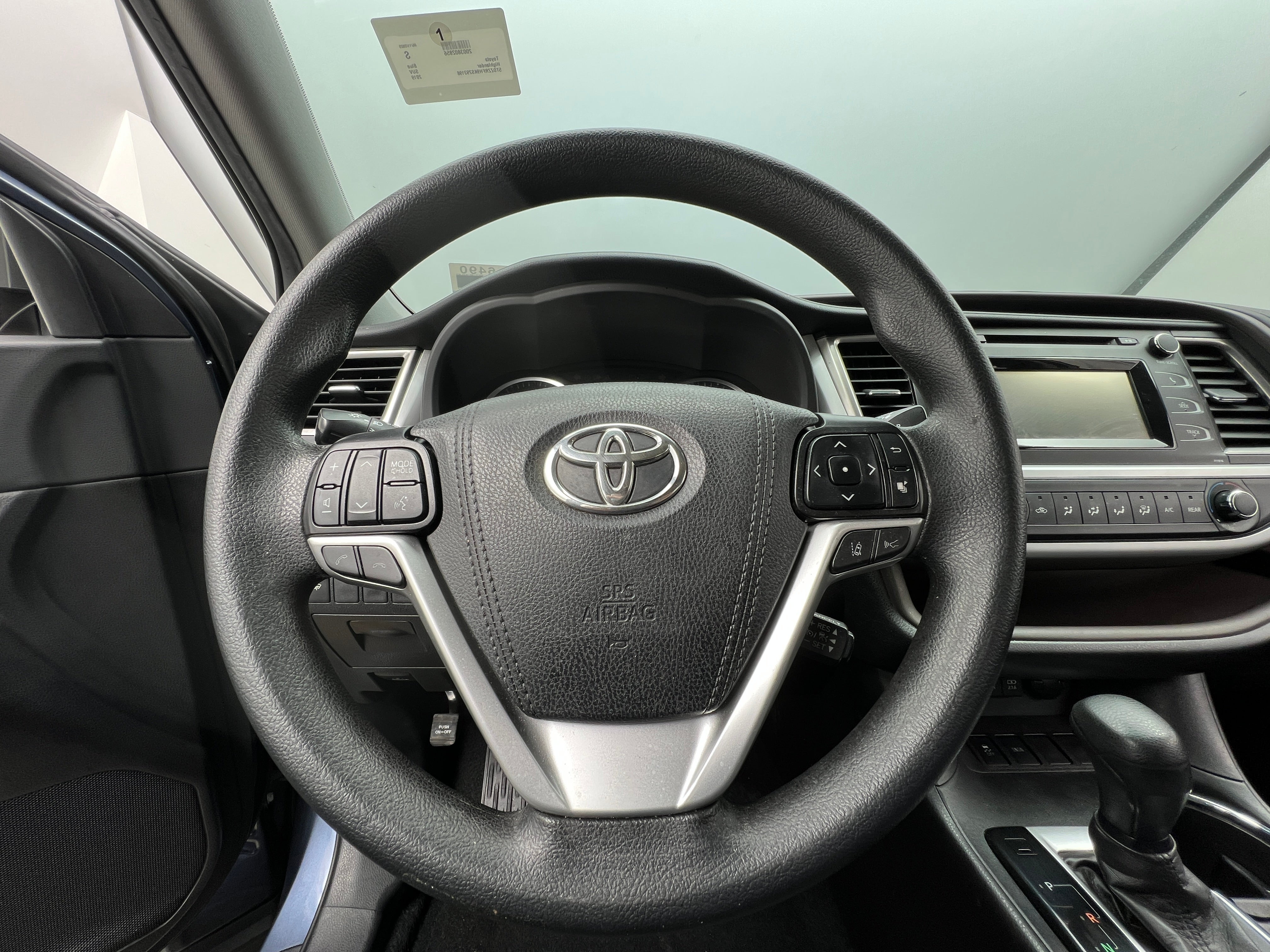 2019 Toyota Highlander LE 5