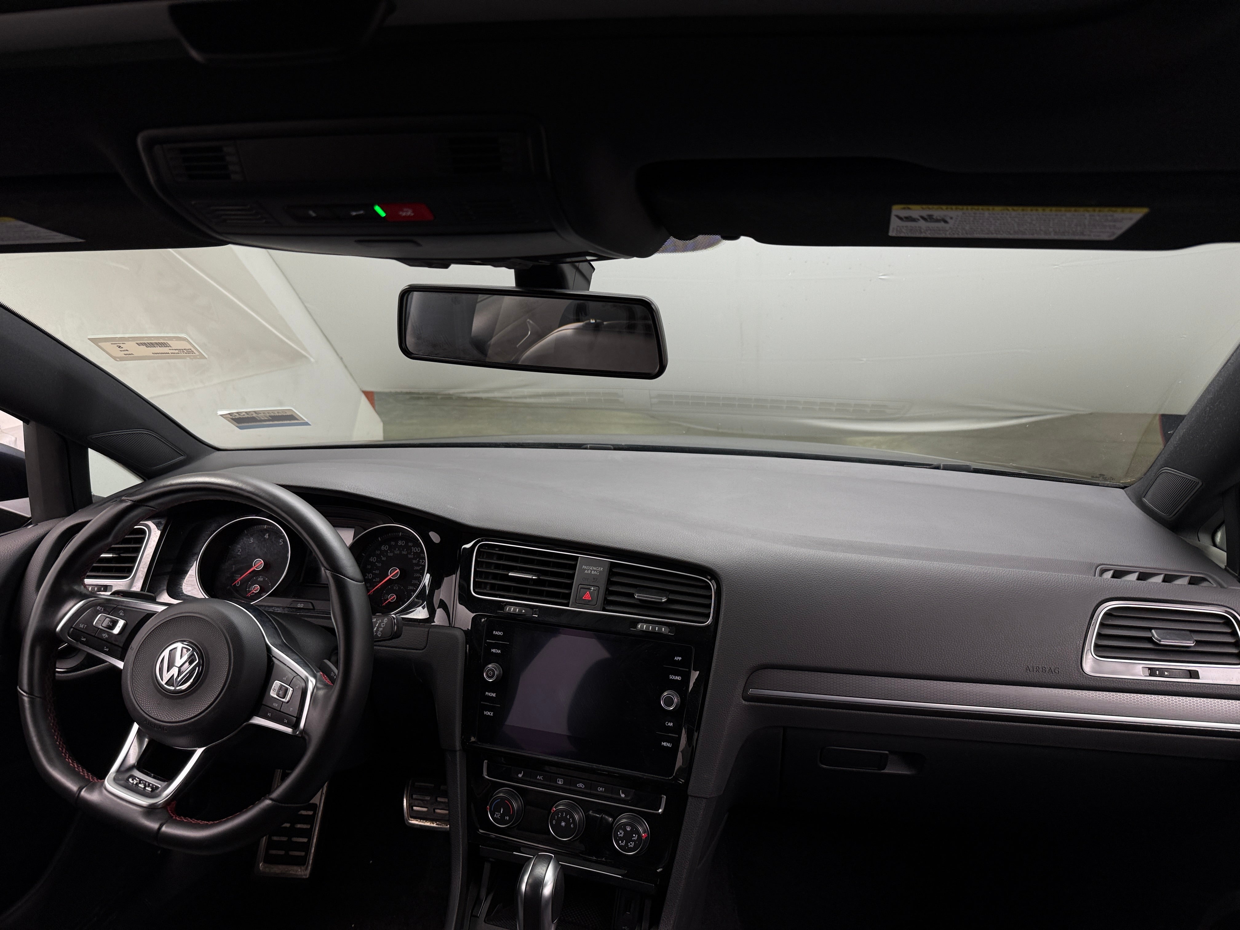 2020 Volkswagen Golf GTI SE 2