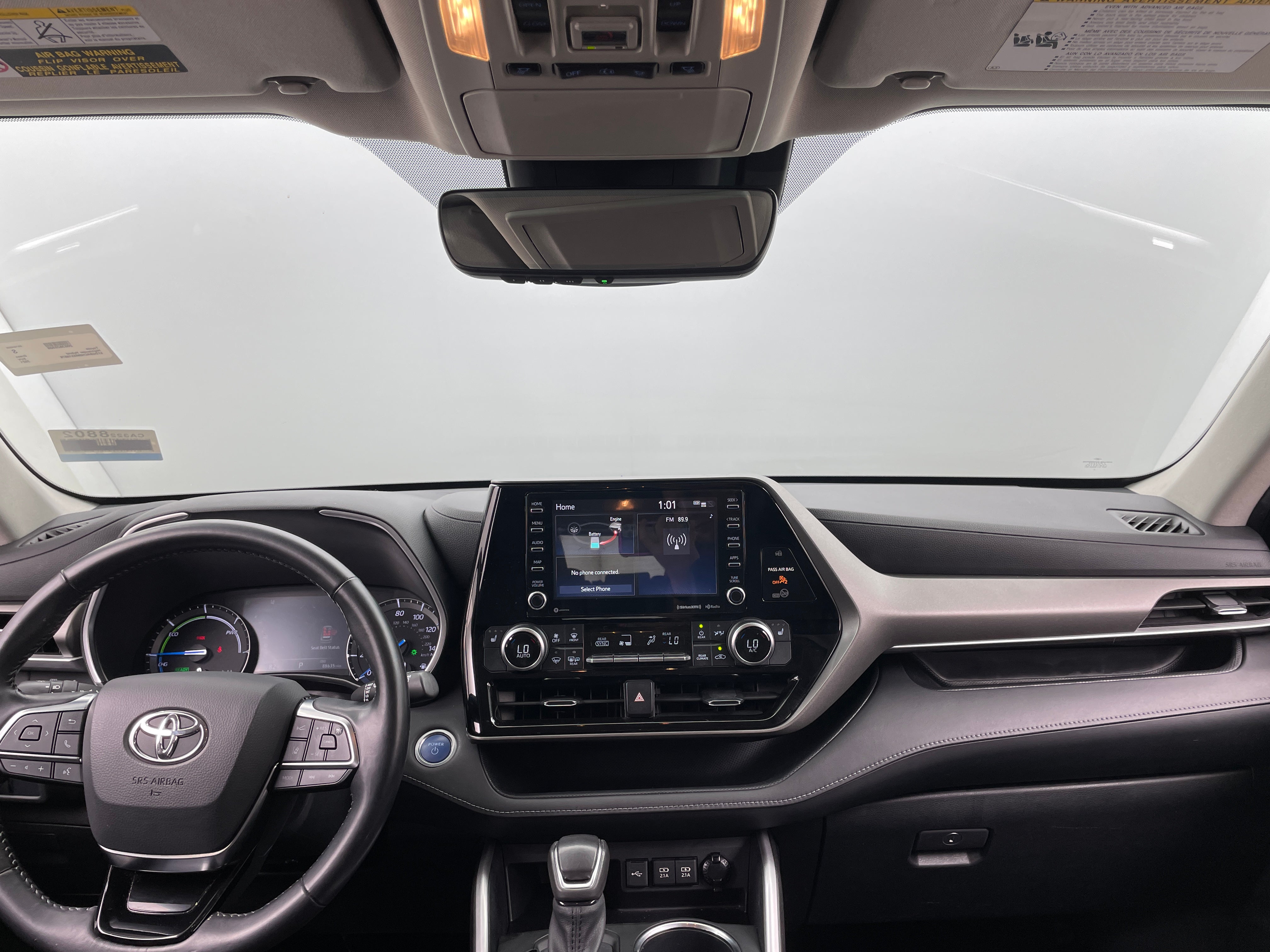 2021 Toyota Highlander XLE 2