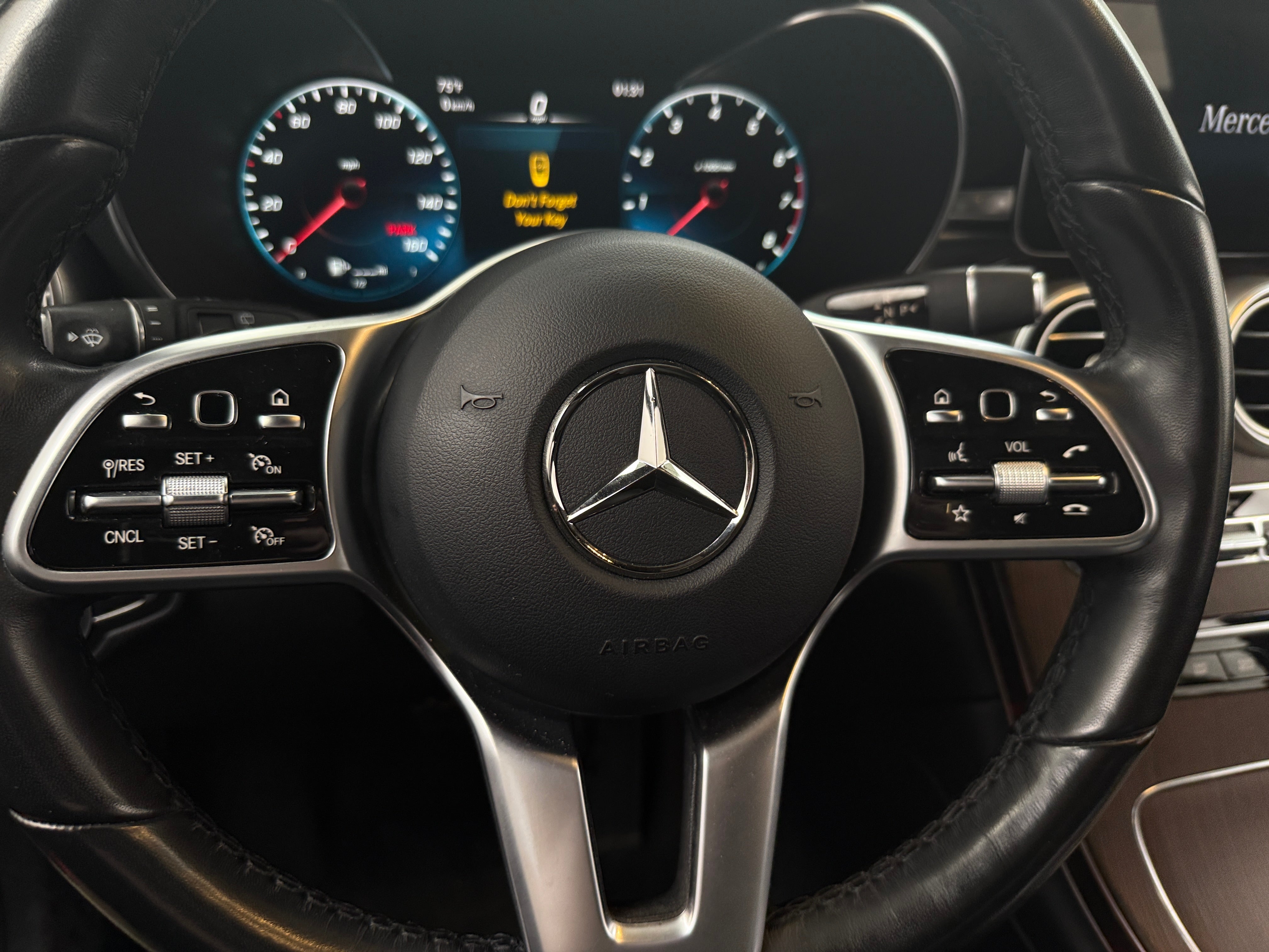 Thumbnail: 2022 Mercedes-Benz GLC - 4