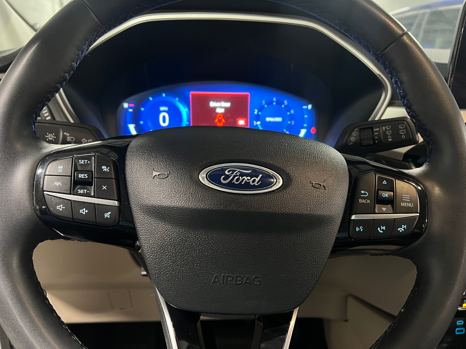 Thumbnail: 2021 Ford Escape - 5