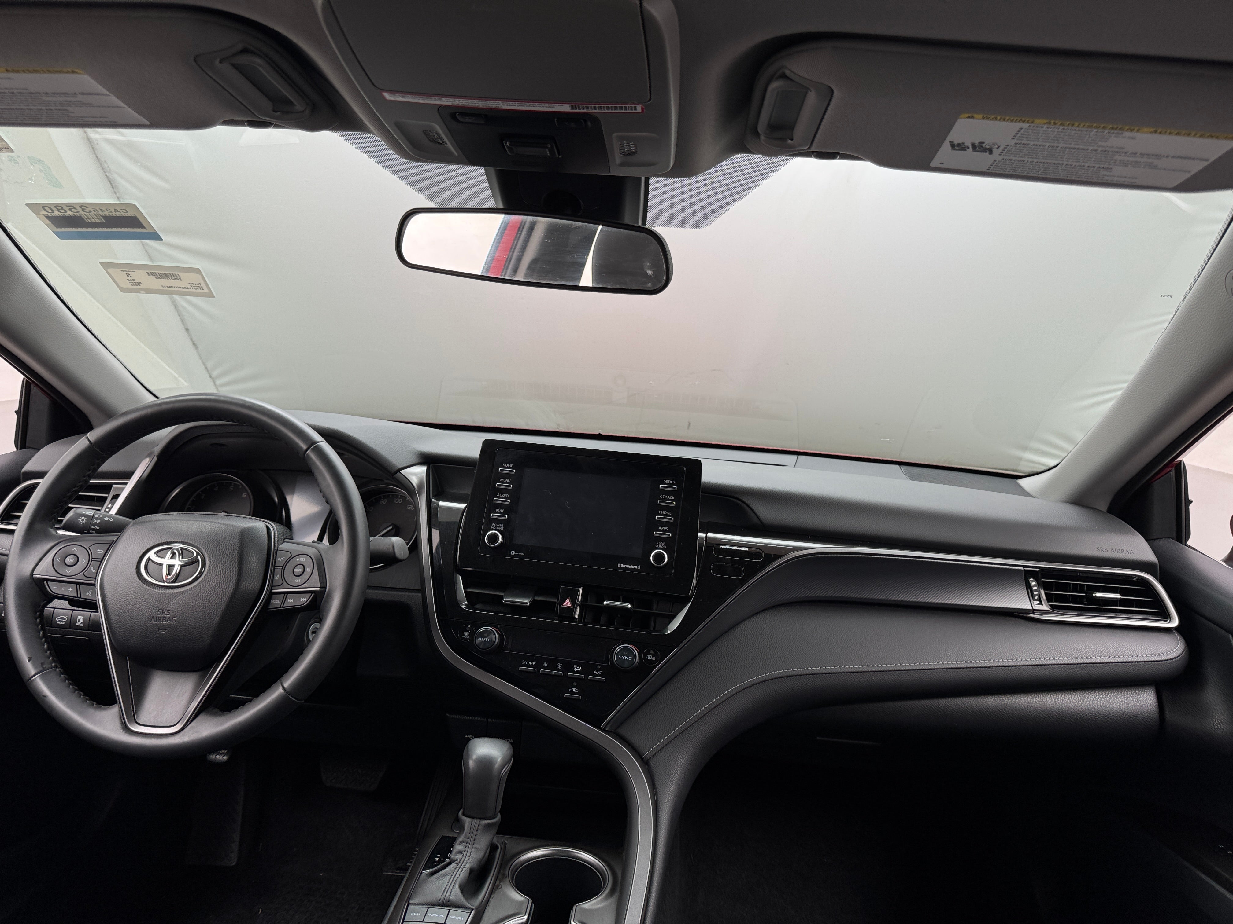 2023 Toyota Camry SE 3