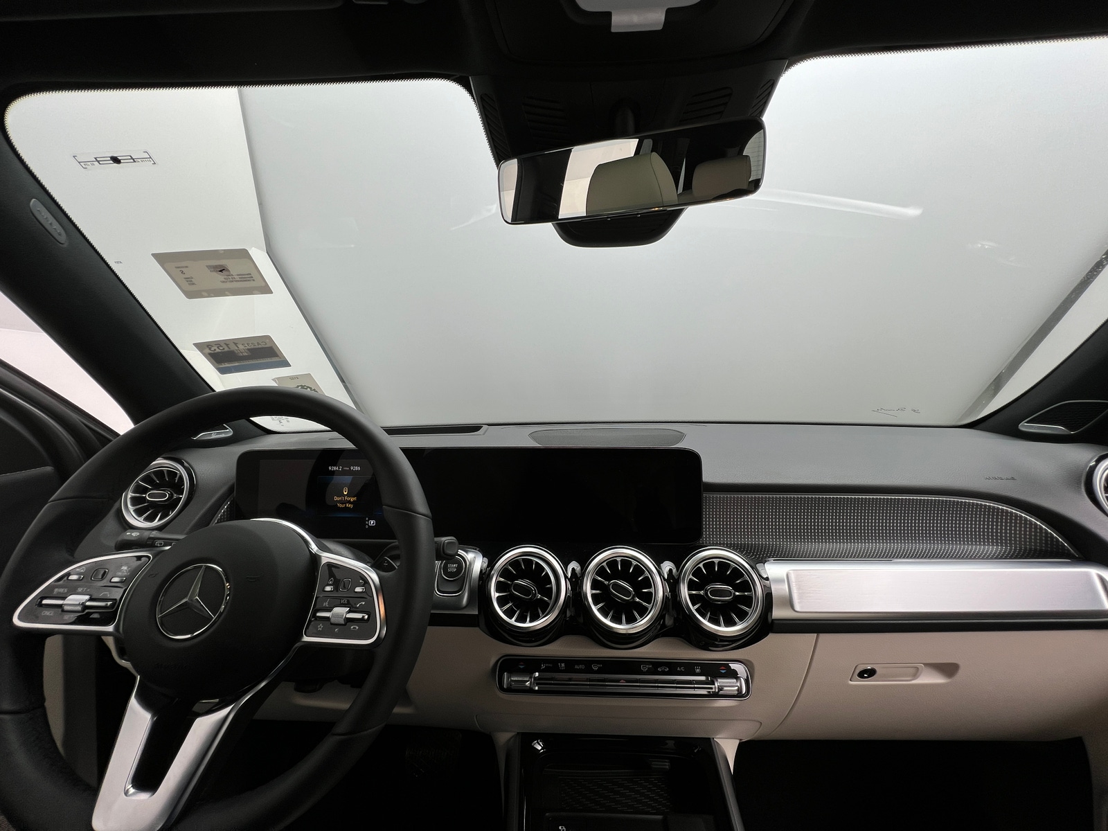 Thumbnail: 2023 Mercedes-Benz EQB - 2