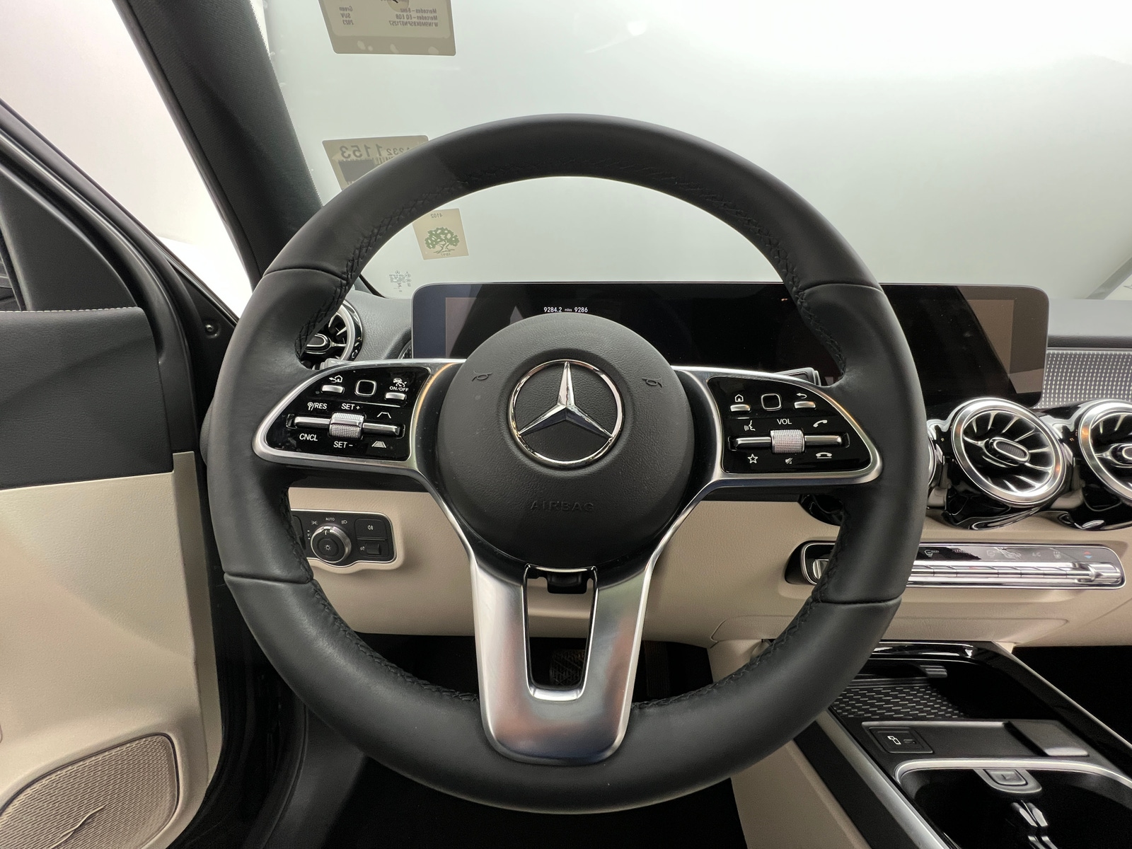 Thumbnail: 2023 Mercedes-Benz EQB - 4