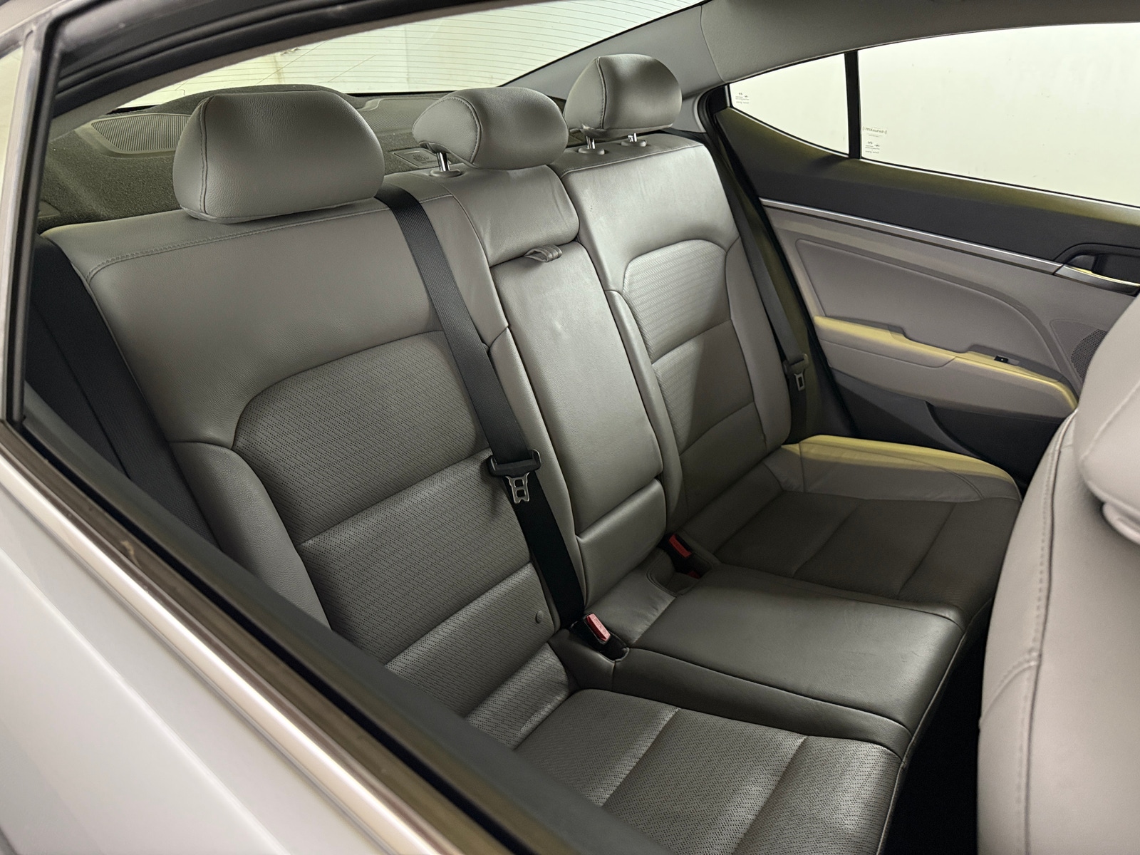 Thumbnail: 2020 Hyundai Elantra - 5