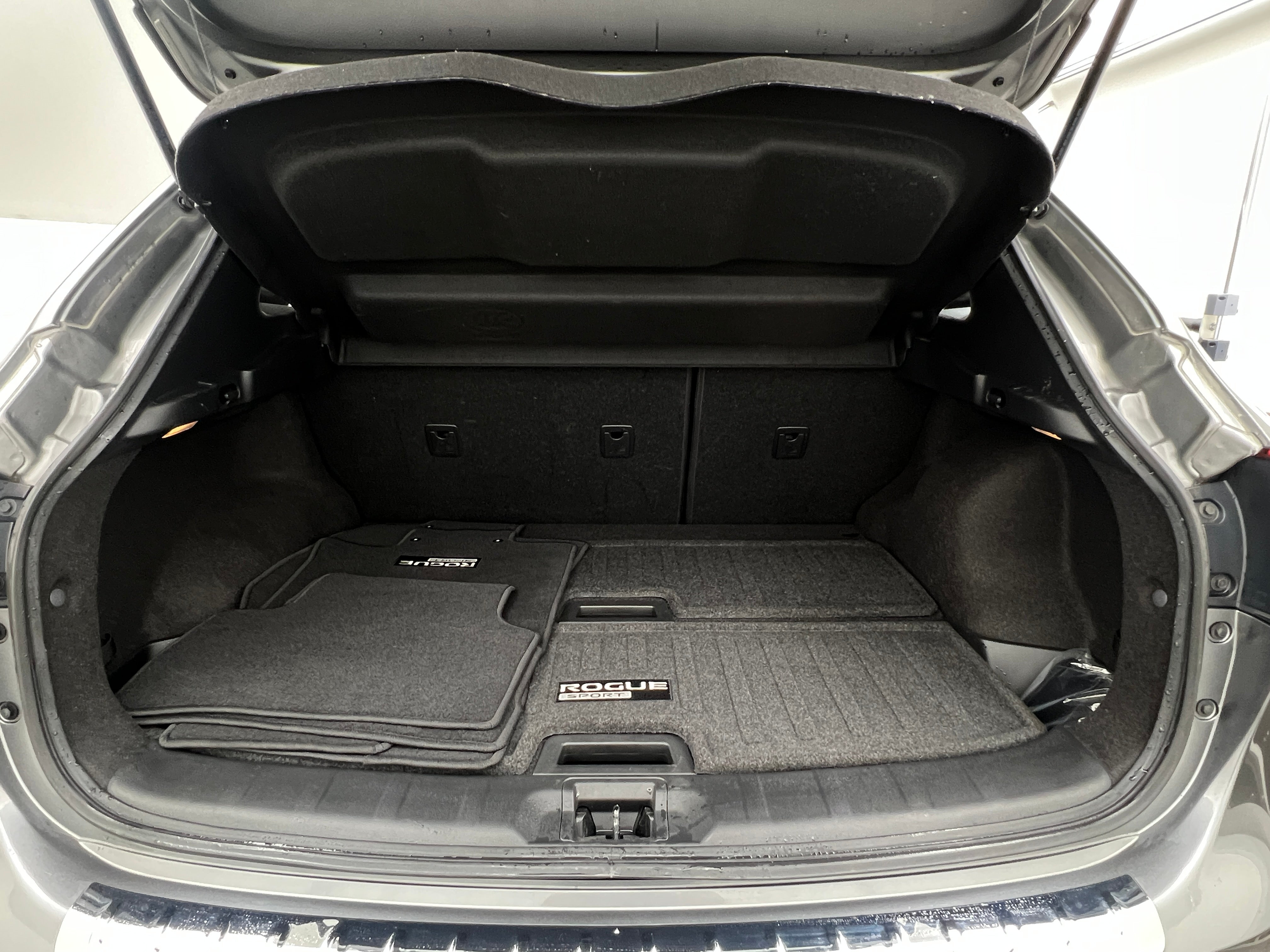 2018 Nissan Rogue Sport SV 7