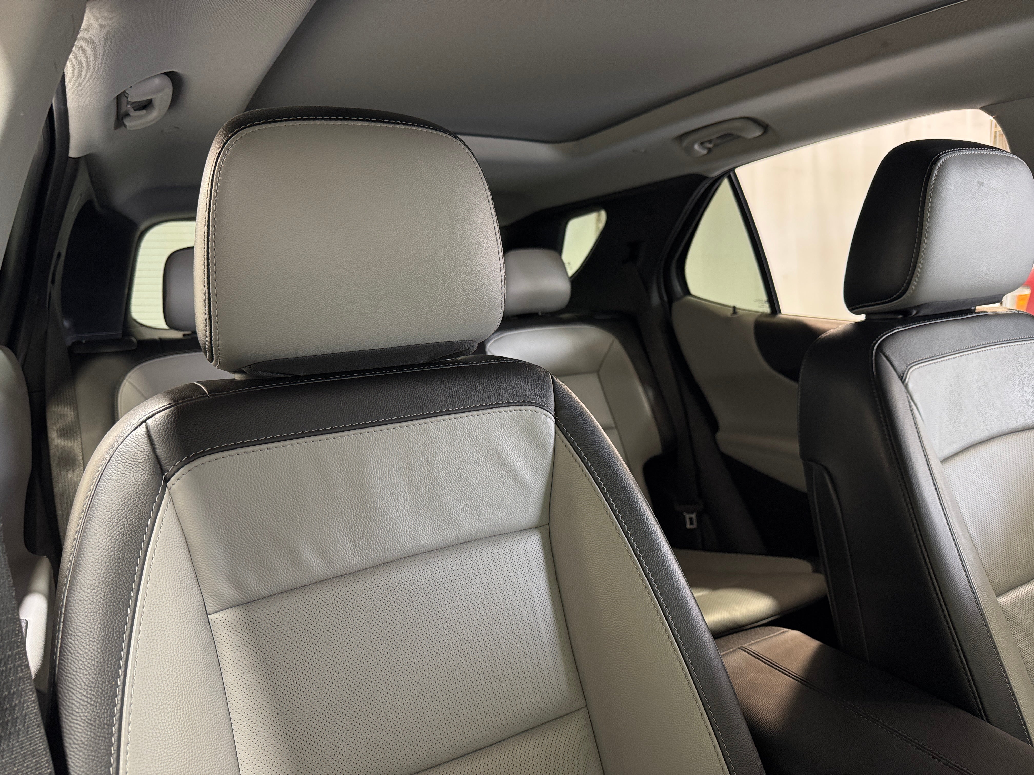 2018 Chevrolet Equinox Premier 2