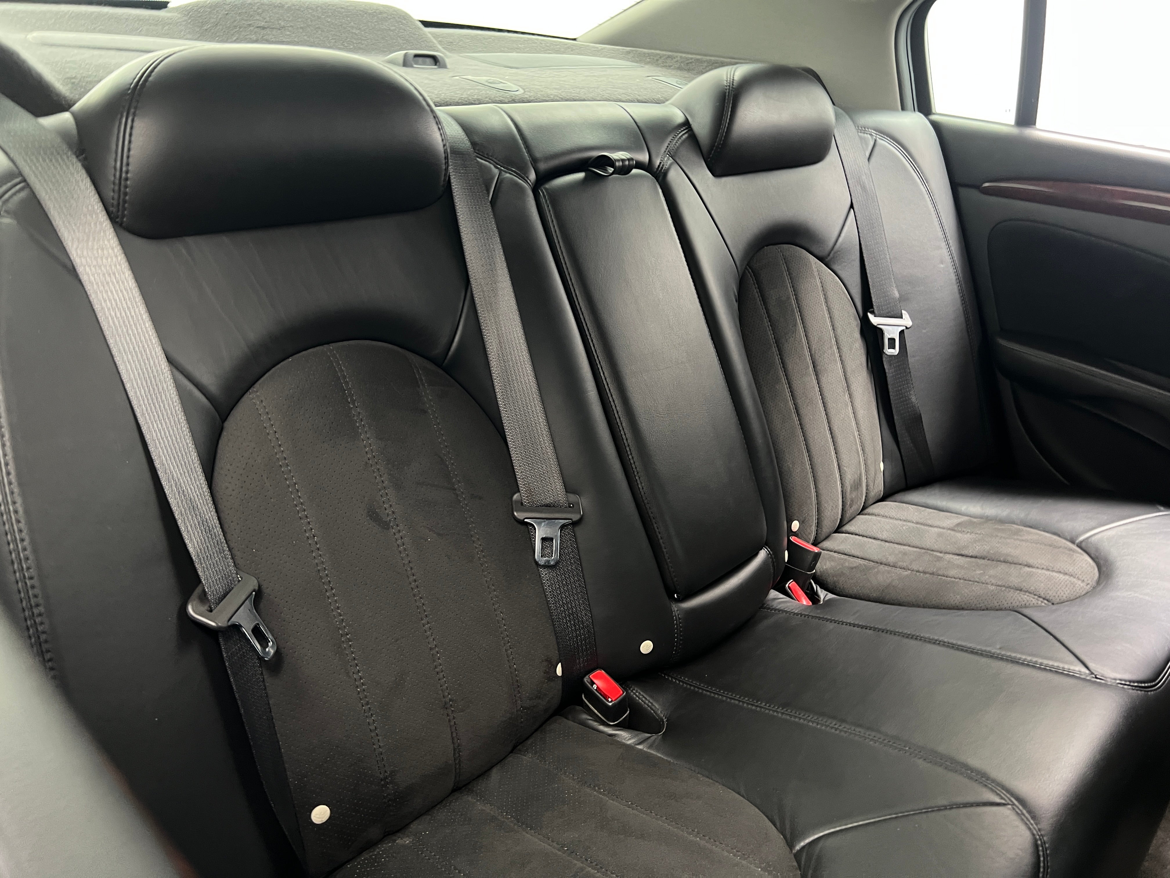 2010 Buick Lucerne Super 5