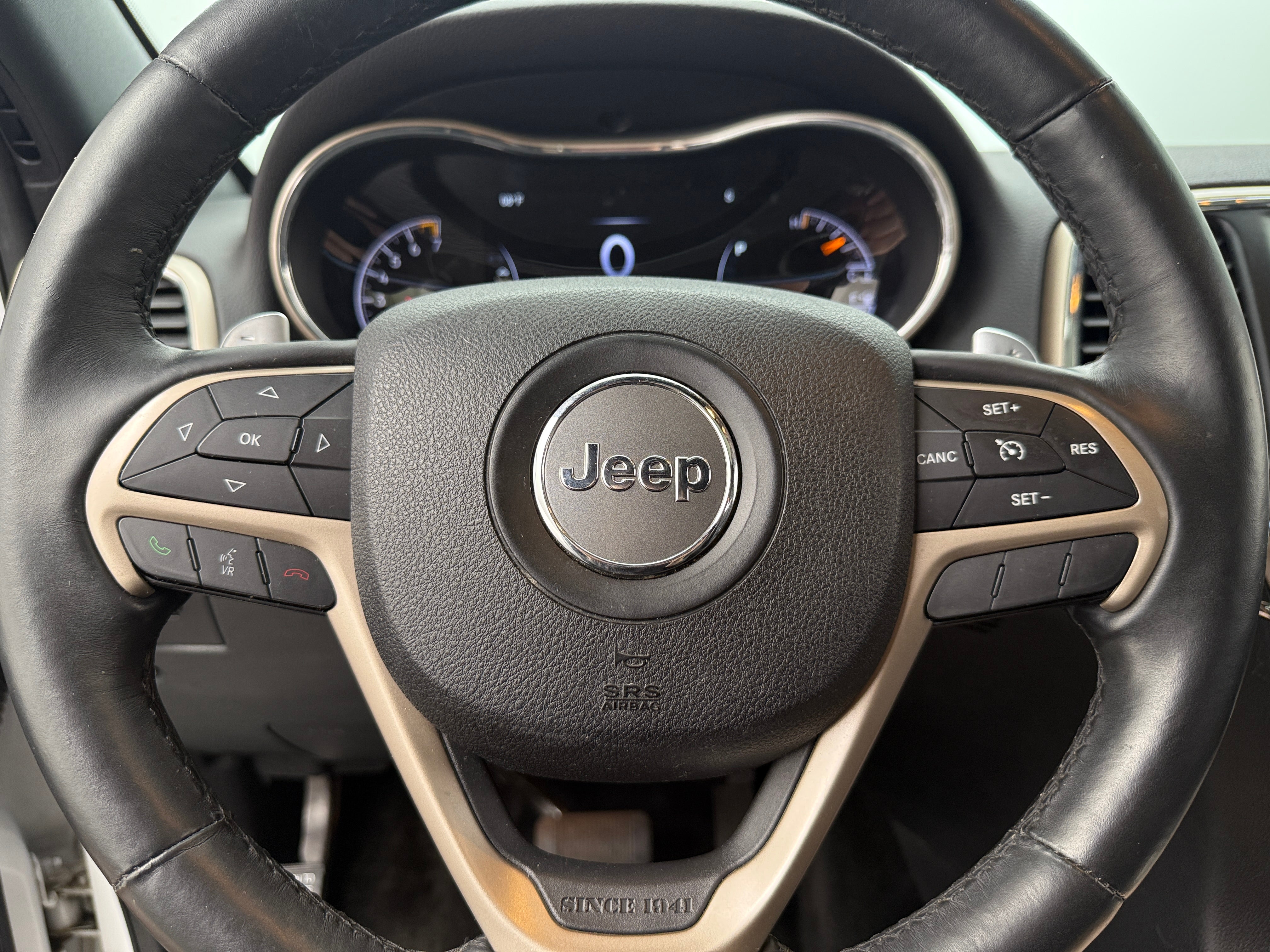 2015 Jeep Grand Cherokee Limited Edition 4