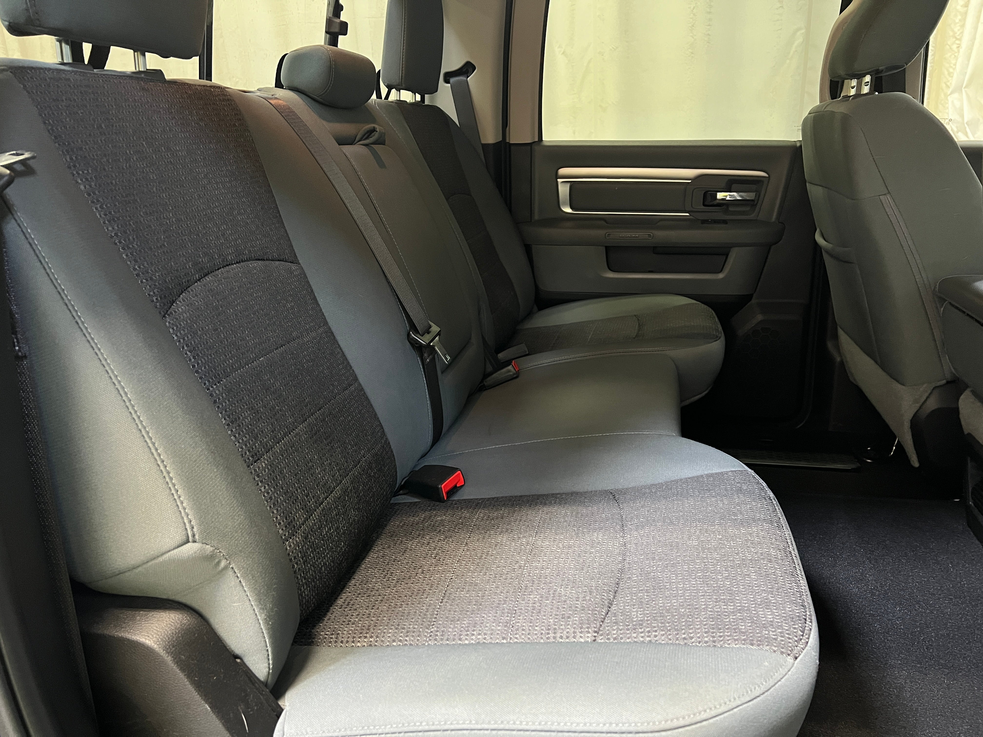 2020 RAM 1500 Classic SLT 6