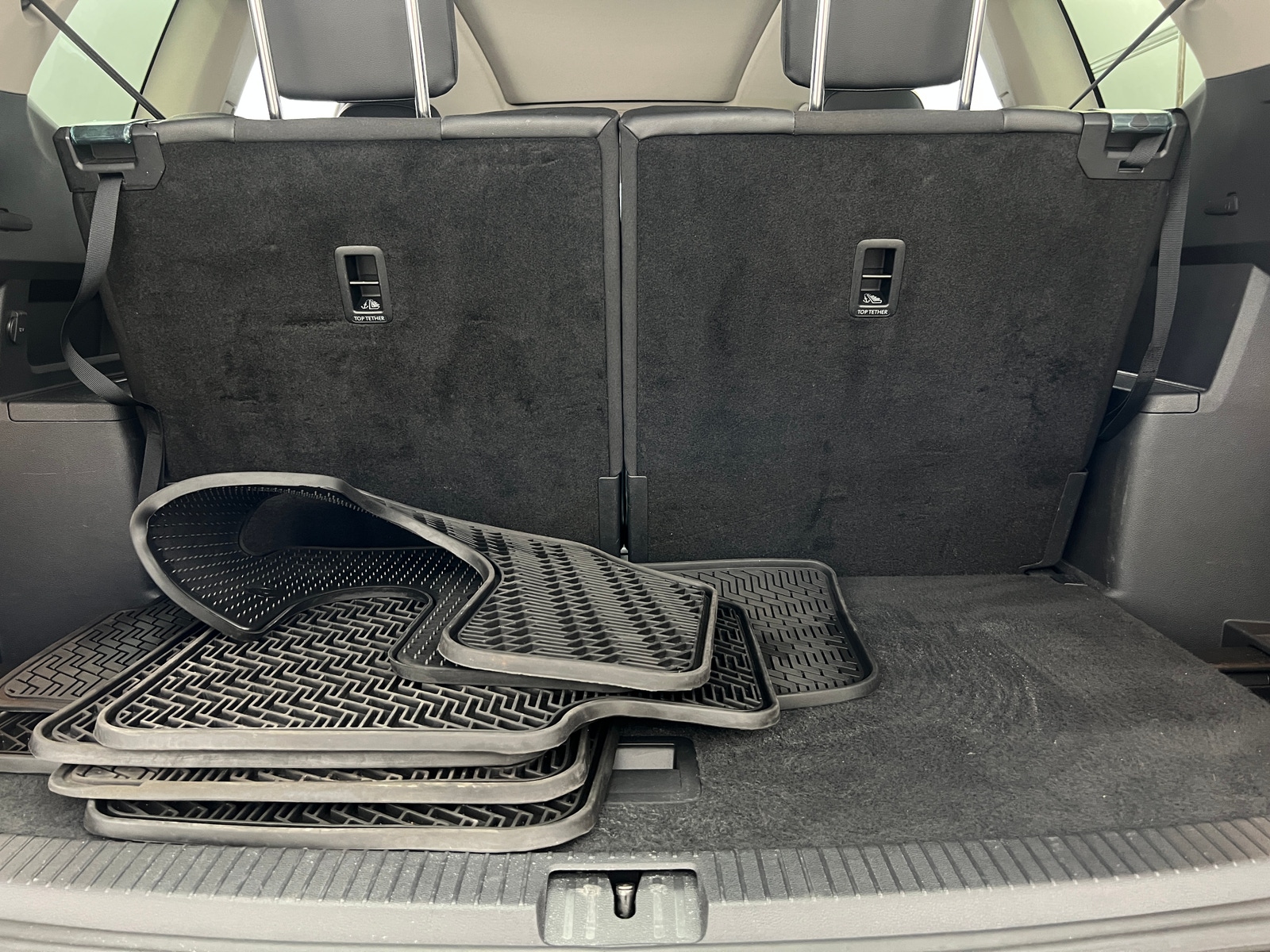 Thumbnail: 2021 Volkswagen Atlas - 6