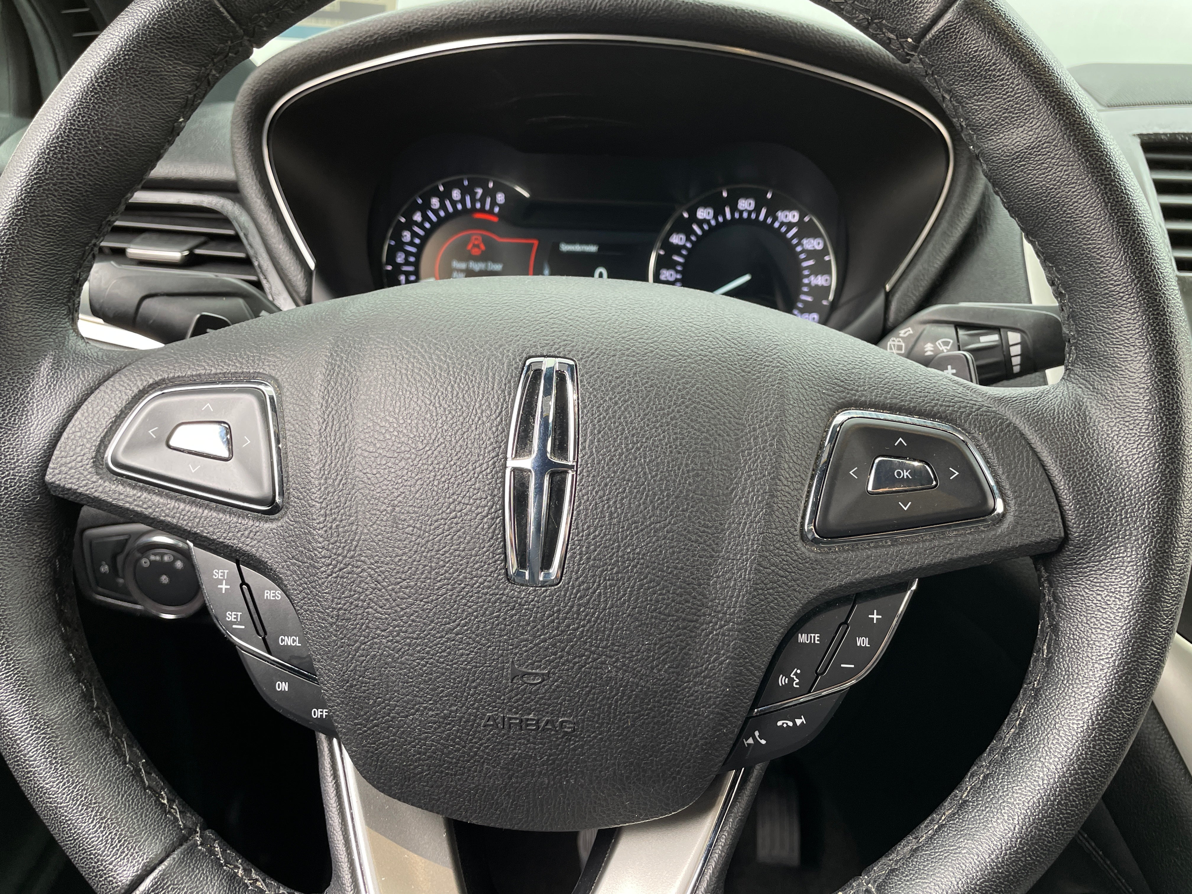 2019 Lincoln MKC Premiere 4