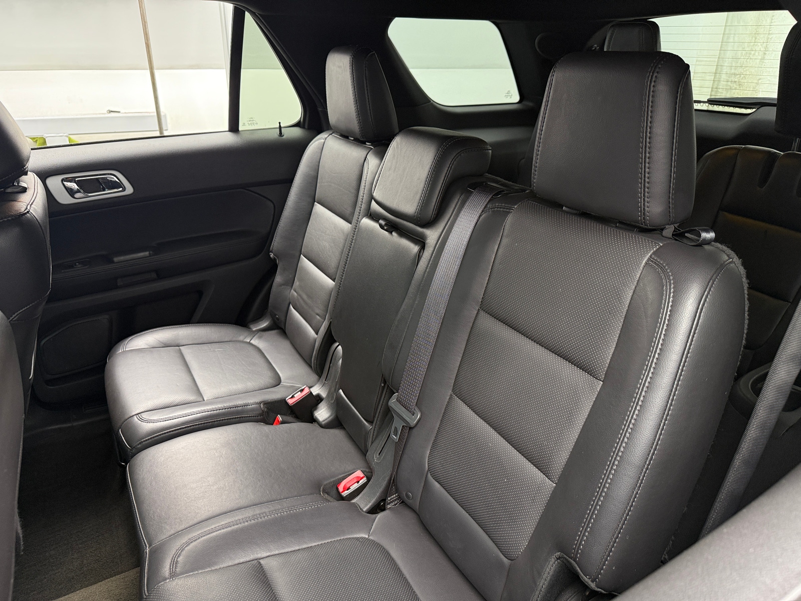 Thumbnail: 2015 Ford Explorer - 5