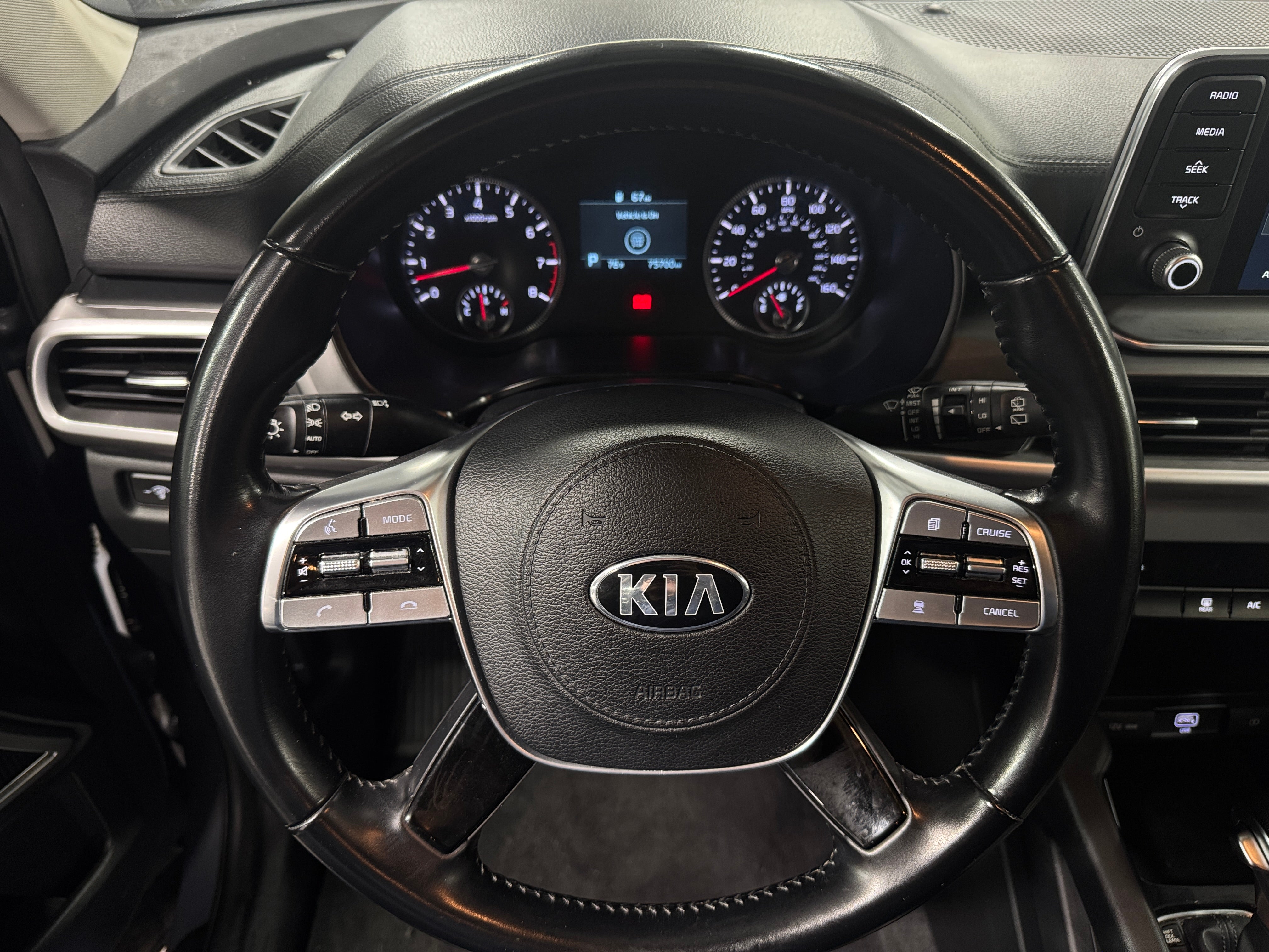 2021 Kia Telluride LX 4