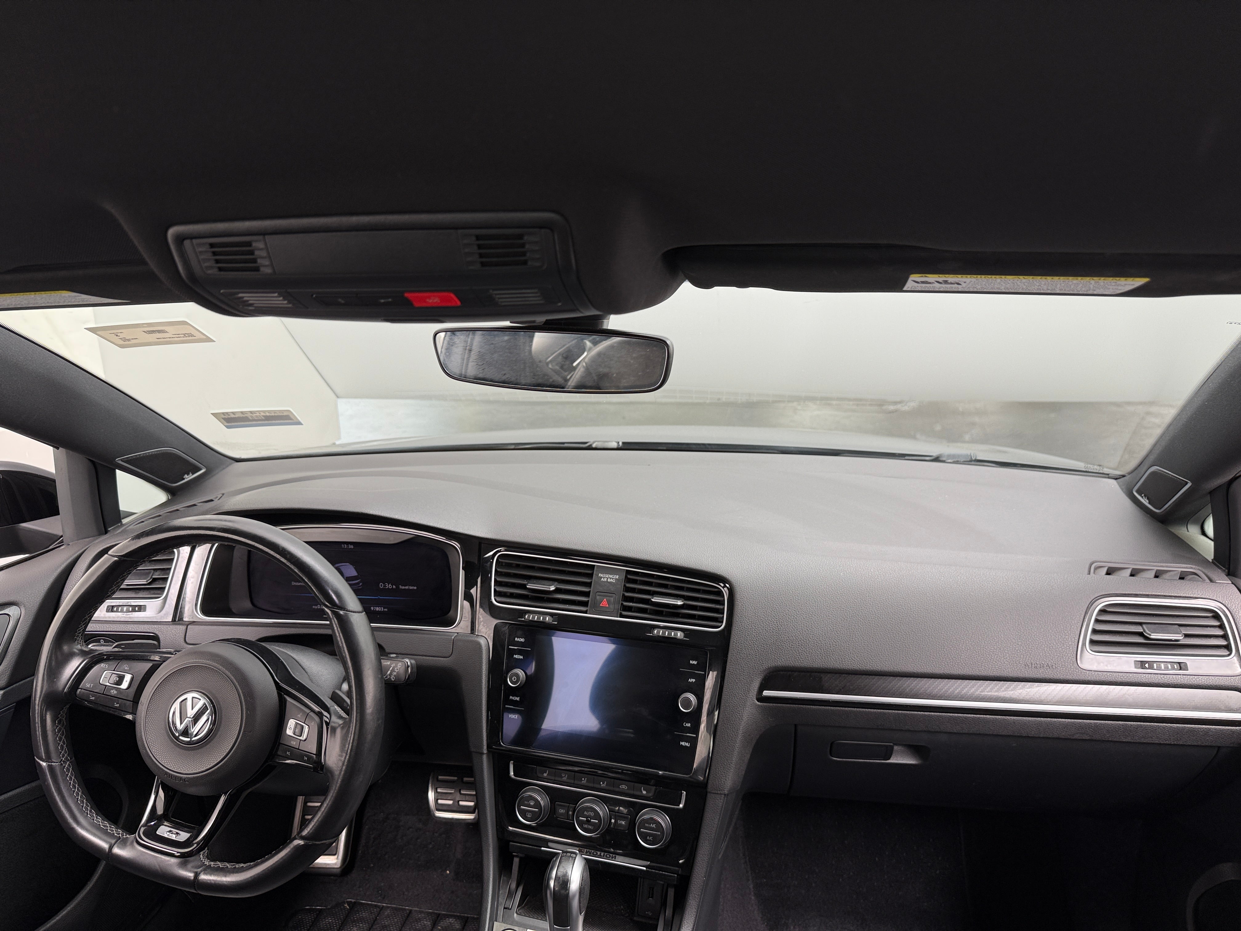 2019 Volkswagen Golf R 2