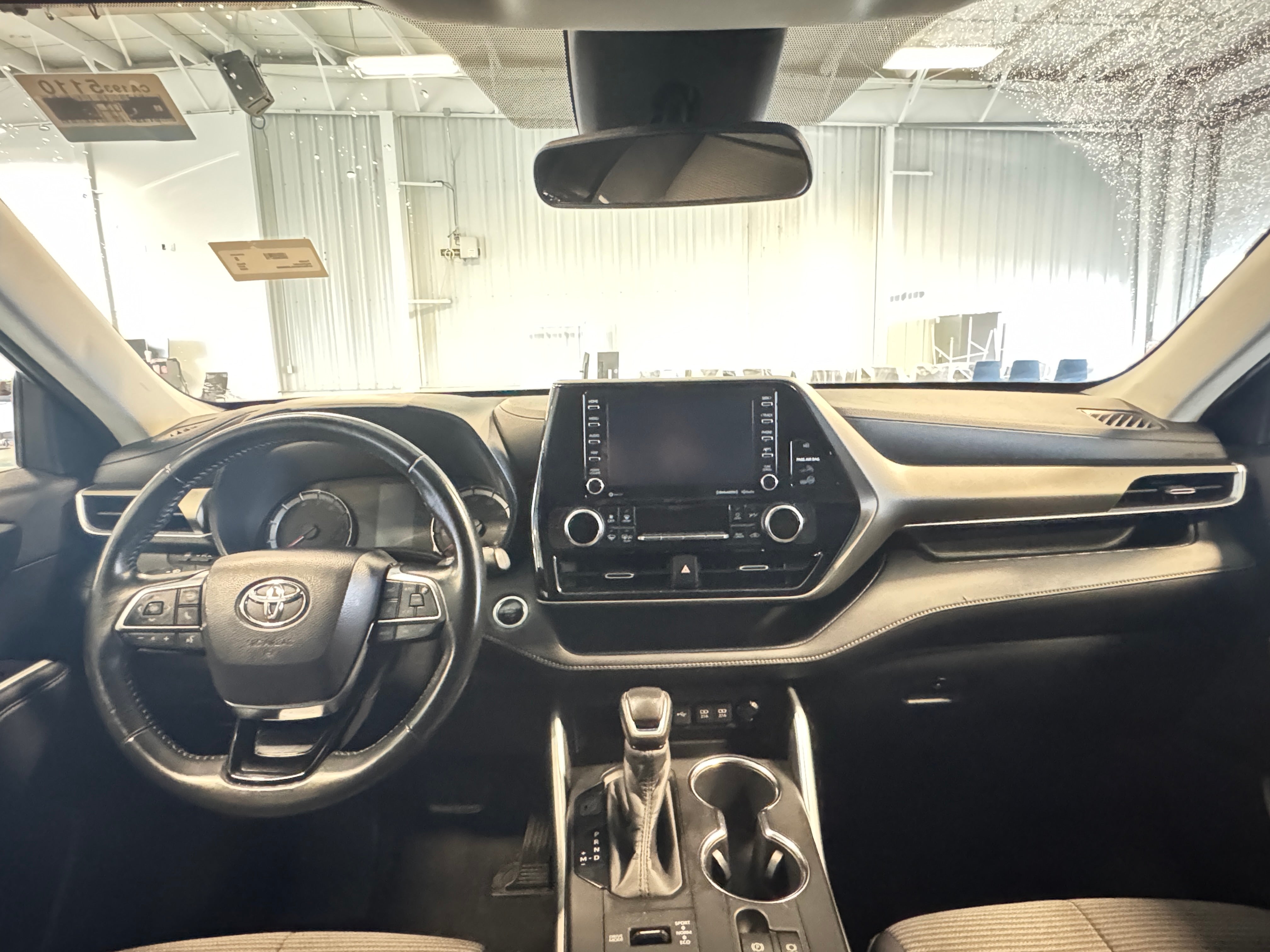 2020 Toyota Highlander LE 3