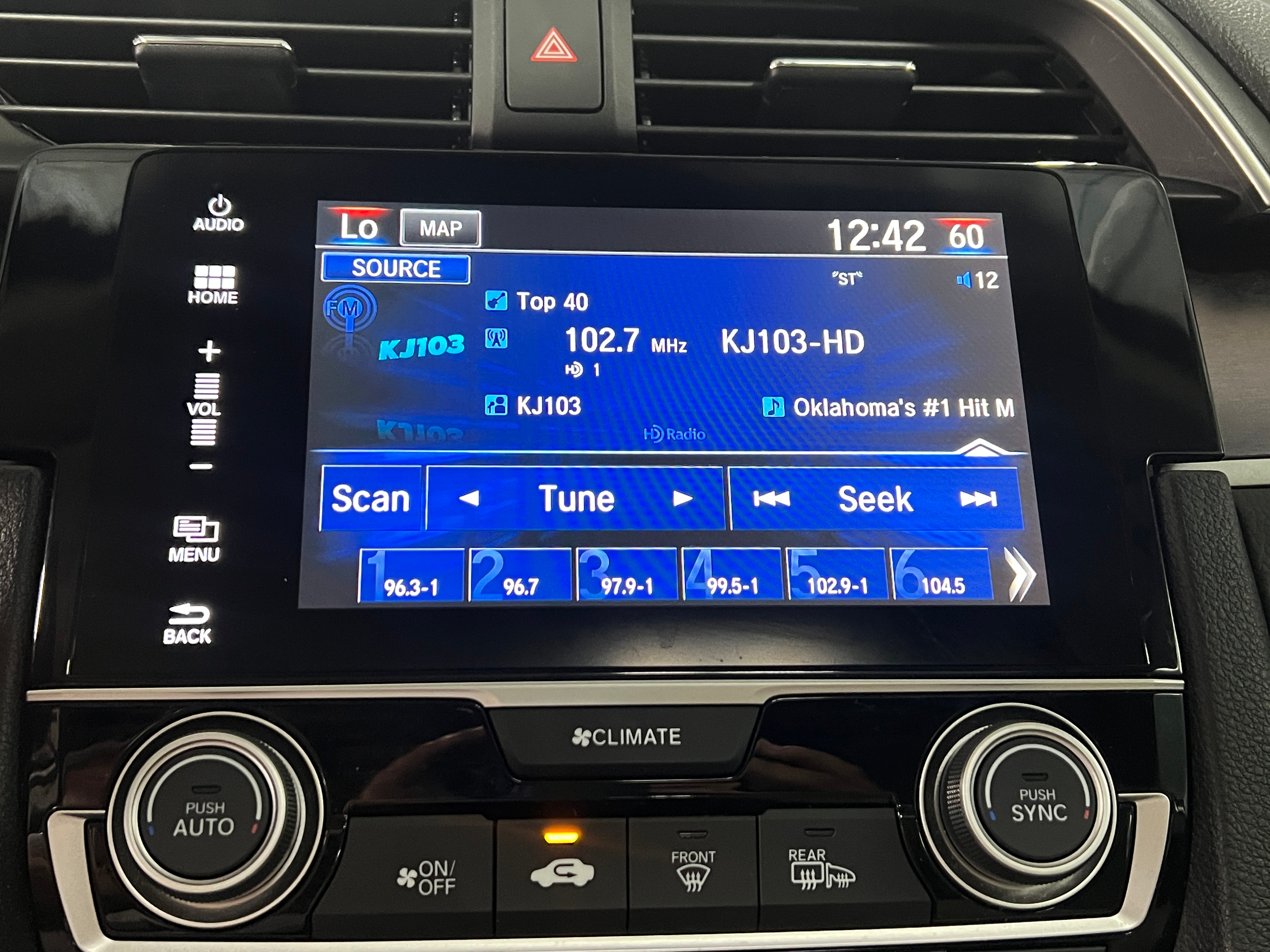 2016 Honda Civic EX-L 3