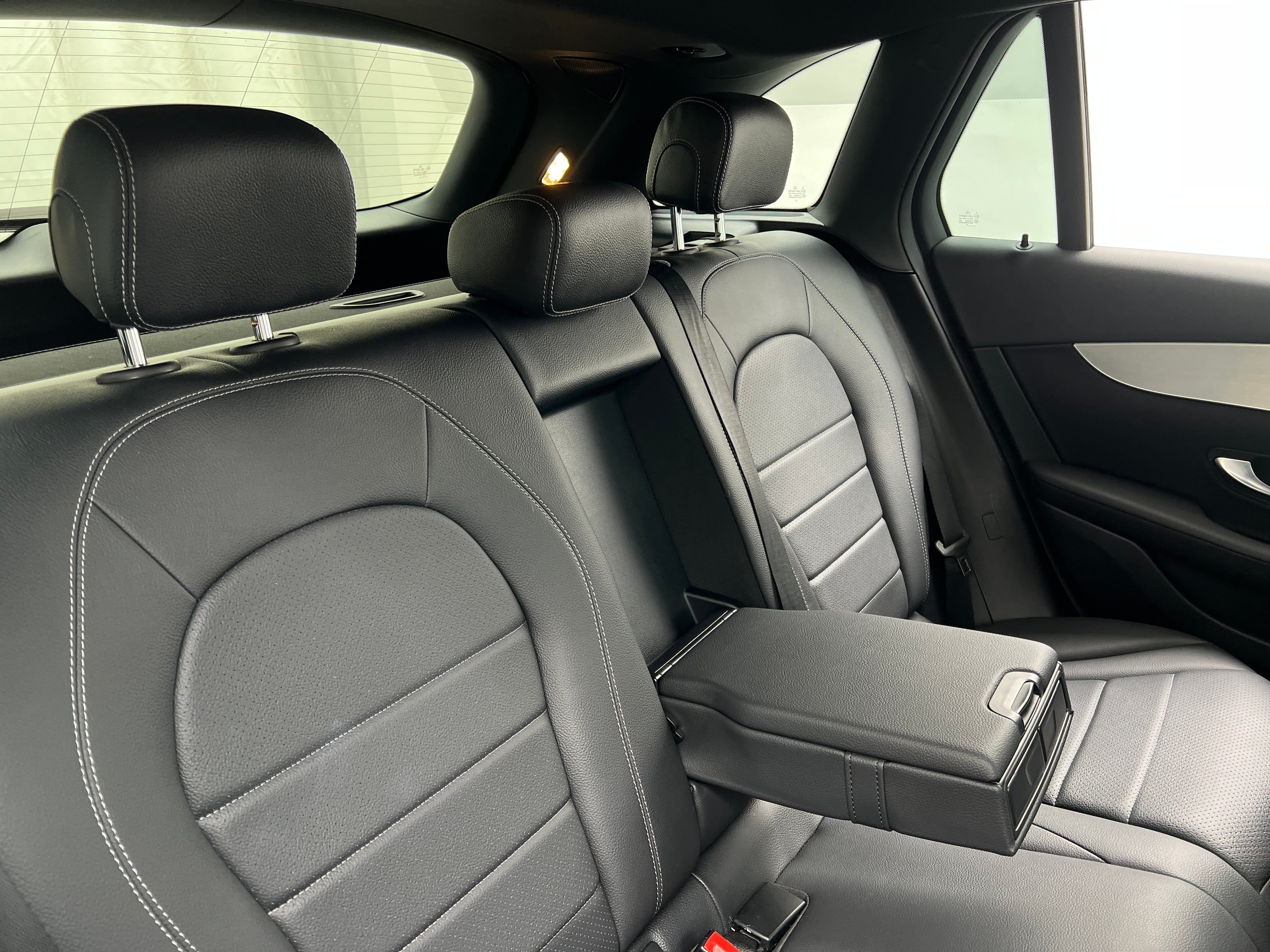 2021 Mercedes-Benz GLC 300 5