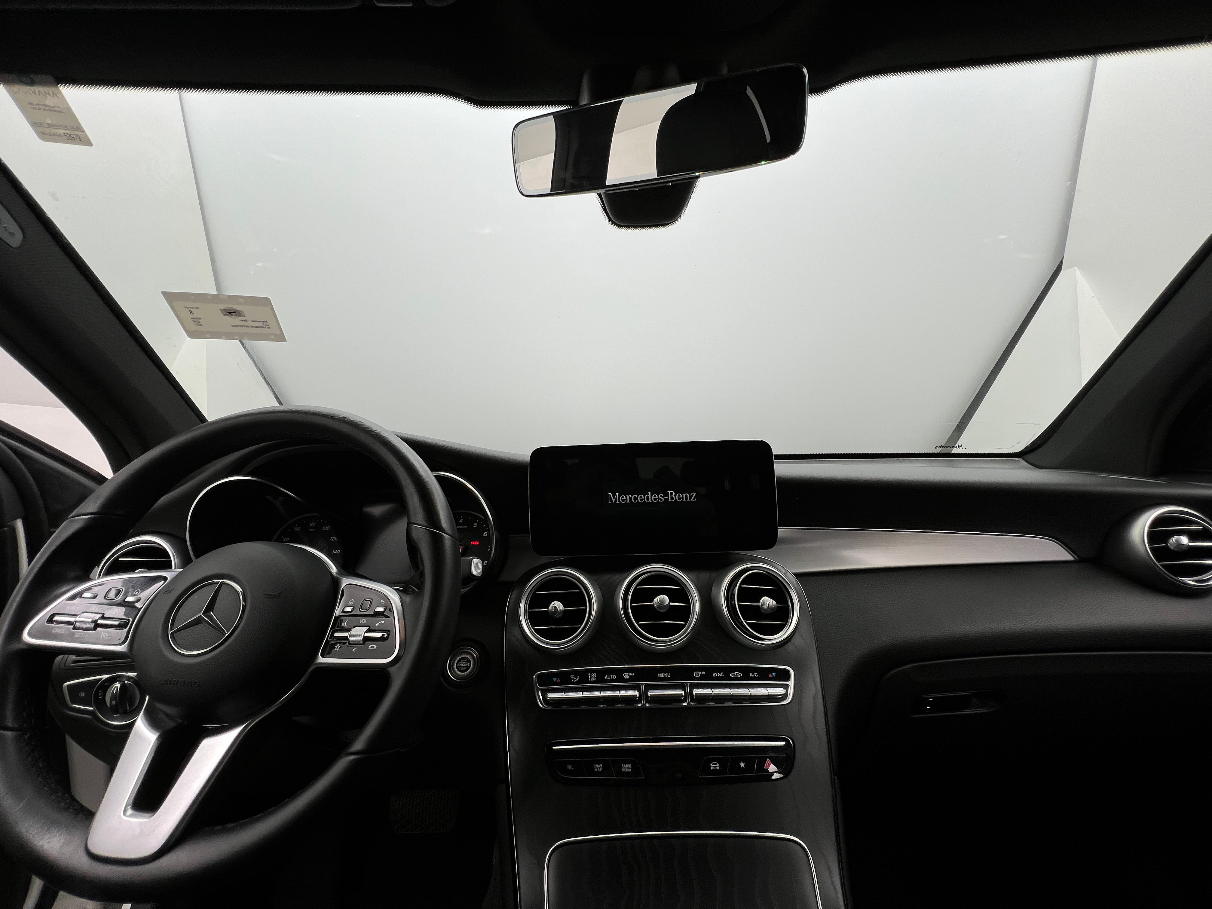 2021 Mercedes-Benz GLC 300 2