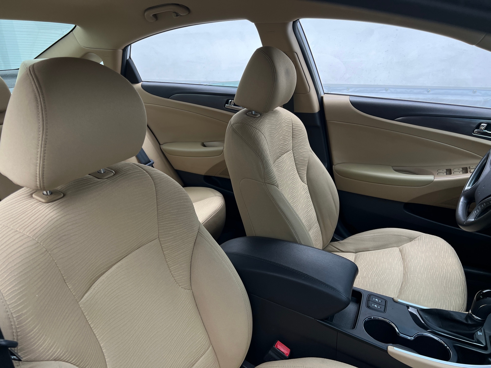 Thumbnail: 2015 Hyundai Sonata - 2