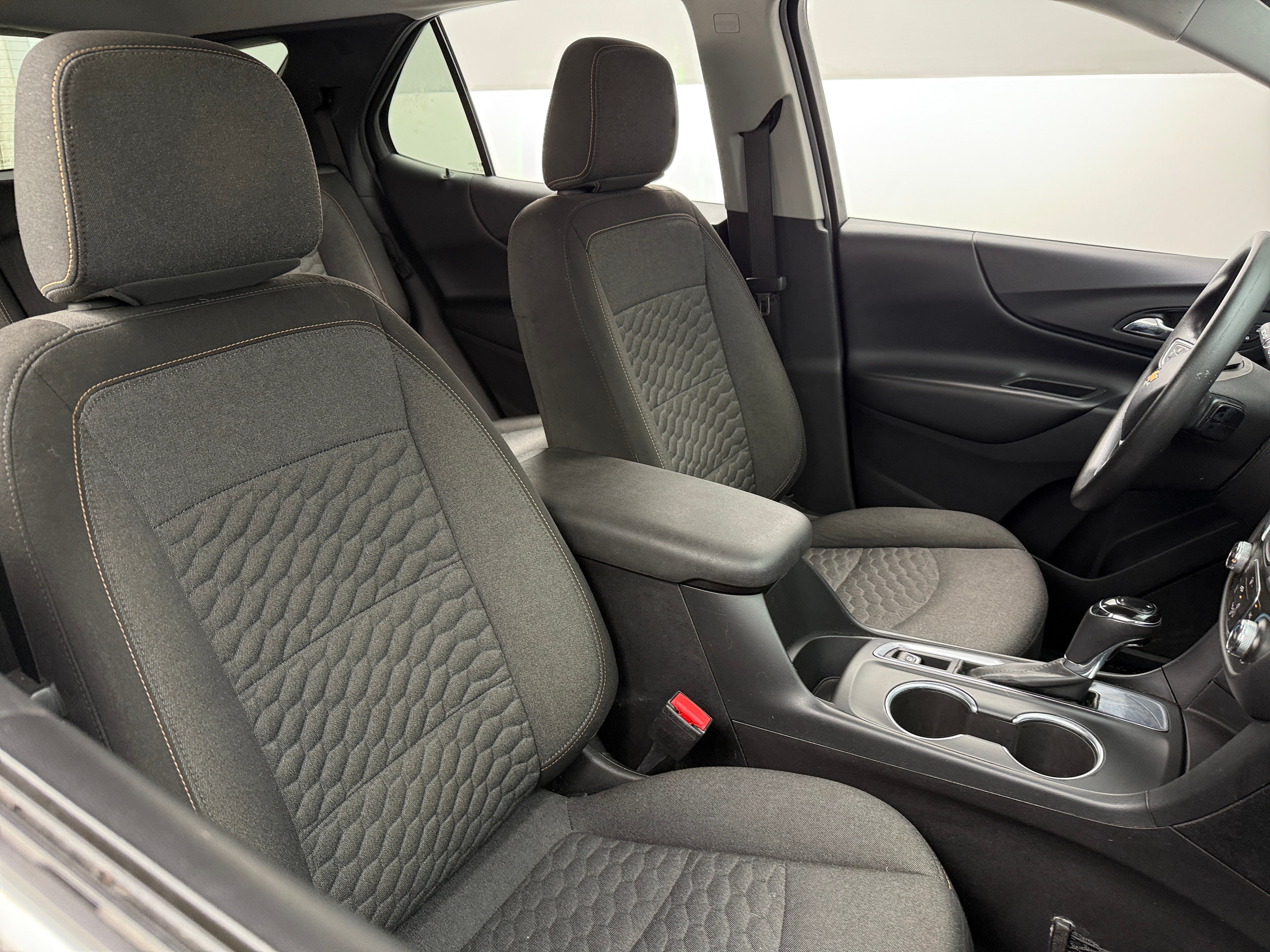2018 Chevrolet Equinox LT 2