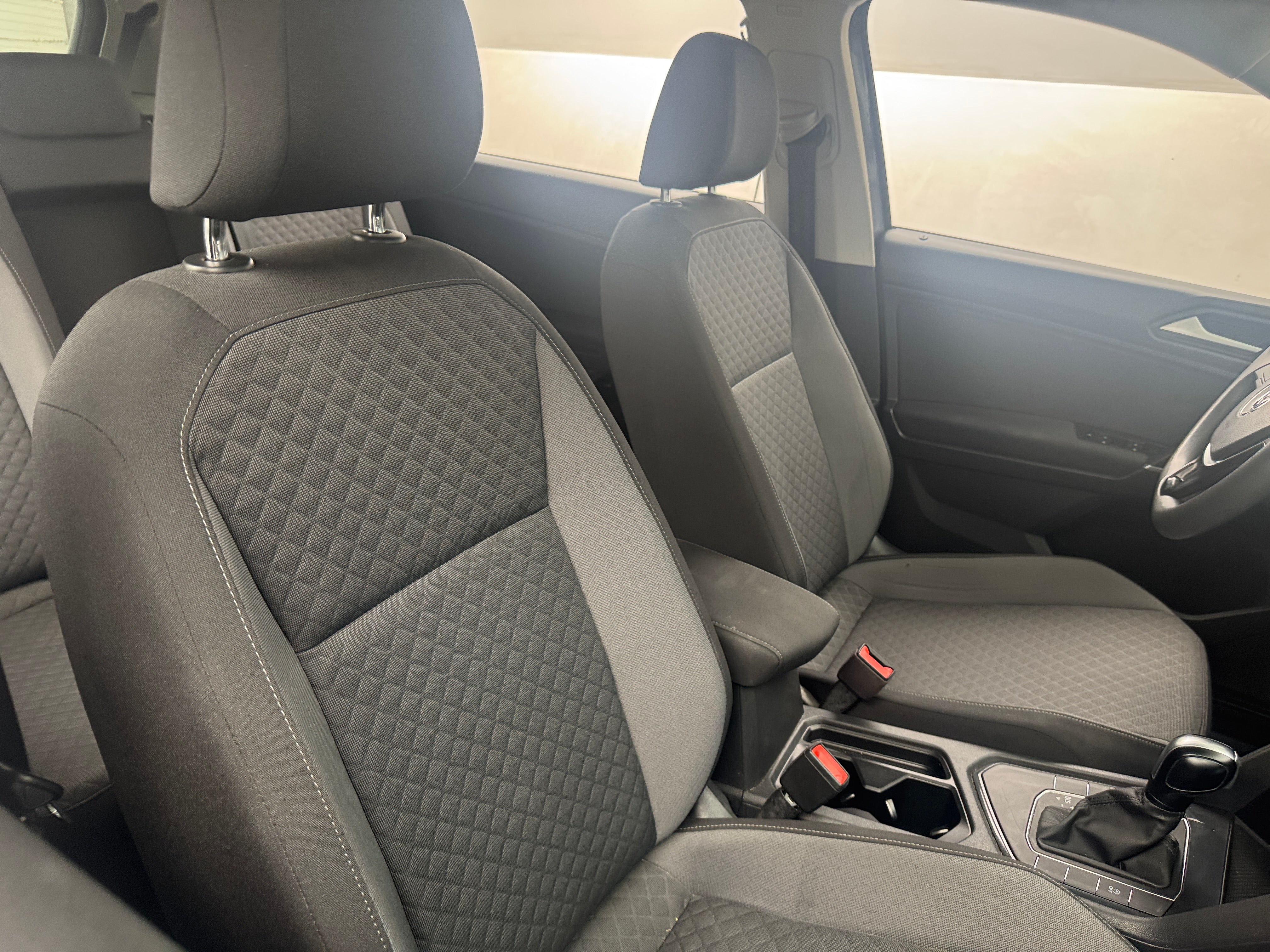 2020 Volkswagen Tiguan S 2