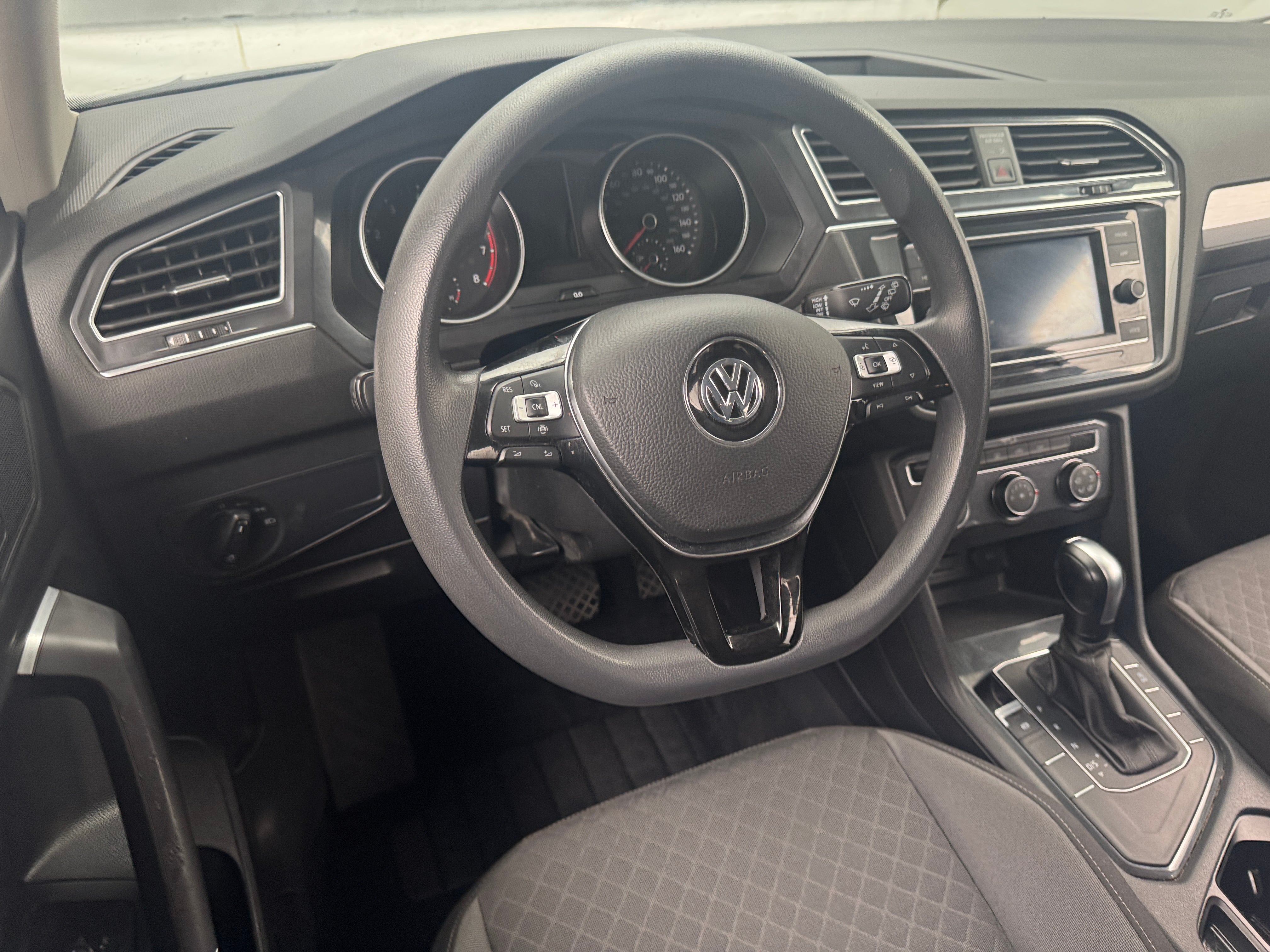 2020 Volkswagen Tiguan S 5