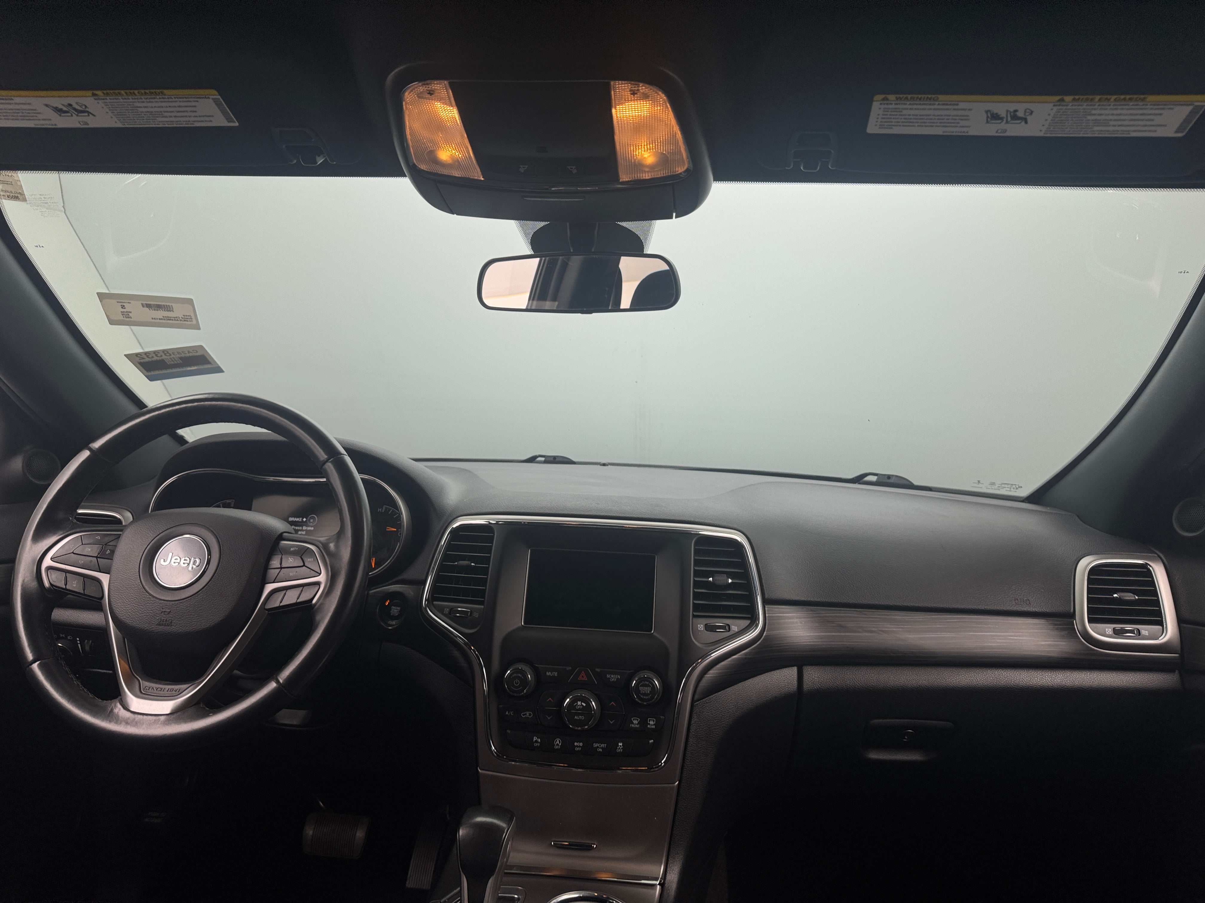 2021 Jeep Grand Cherokee Laredo 3