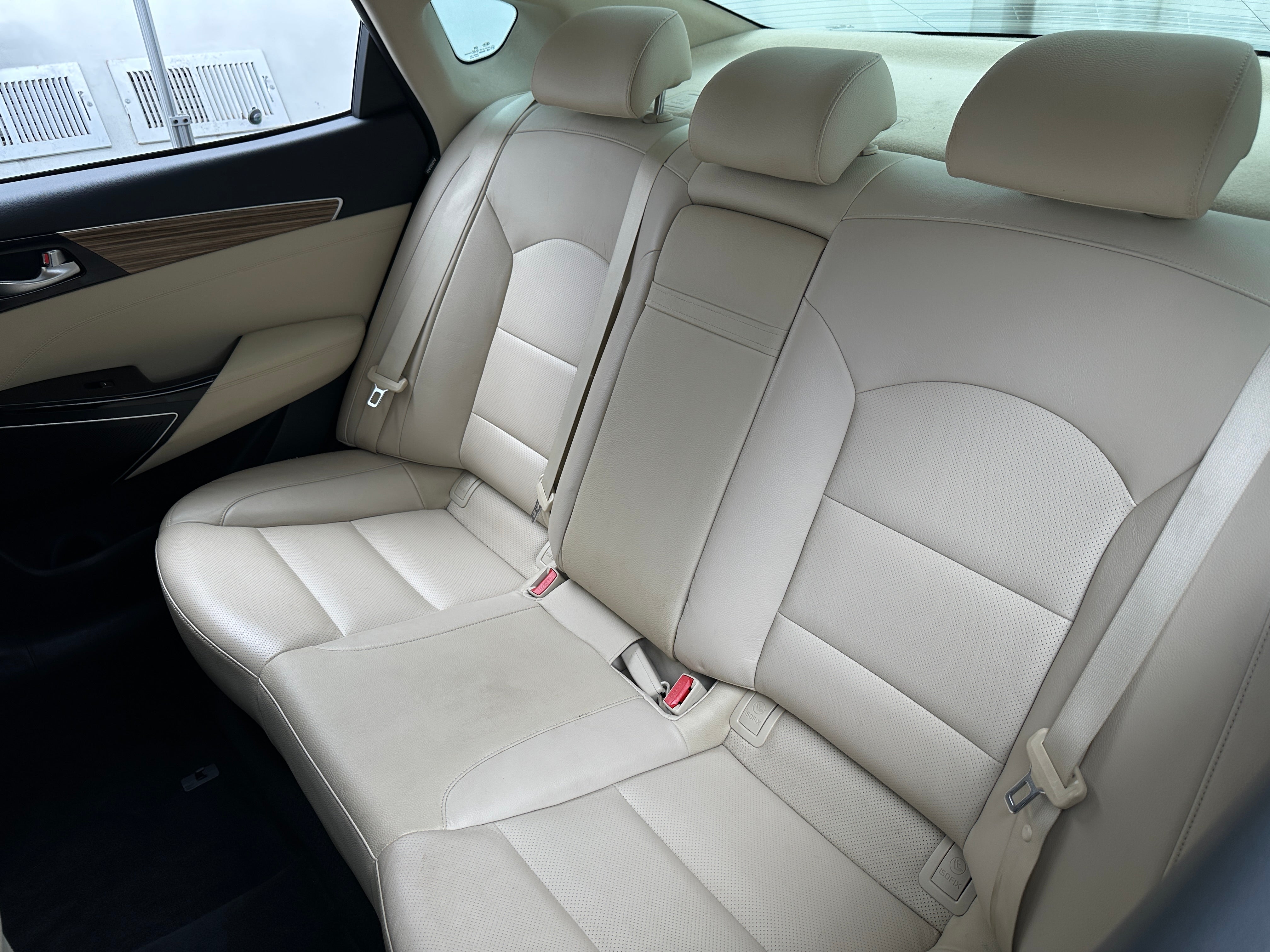 2017 Kia Cadenza Premium 5