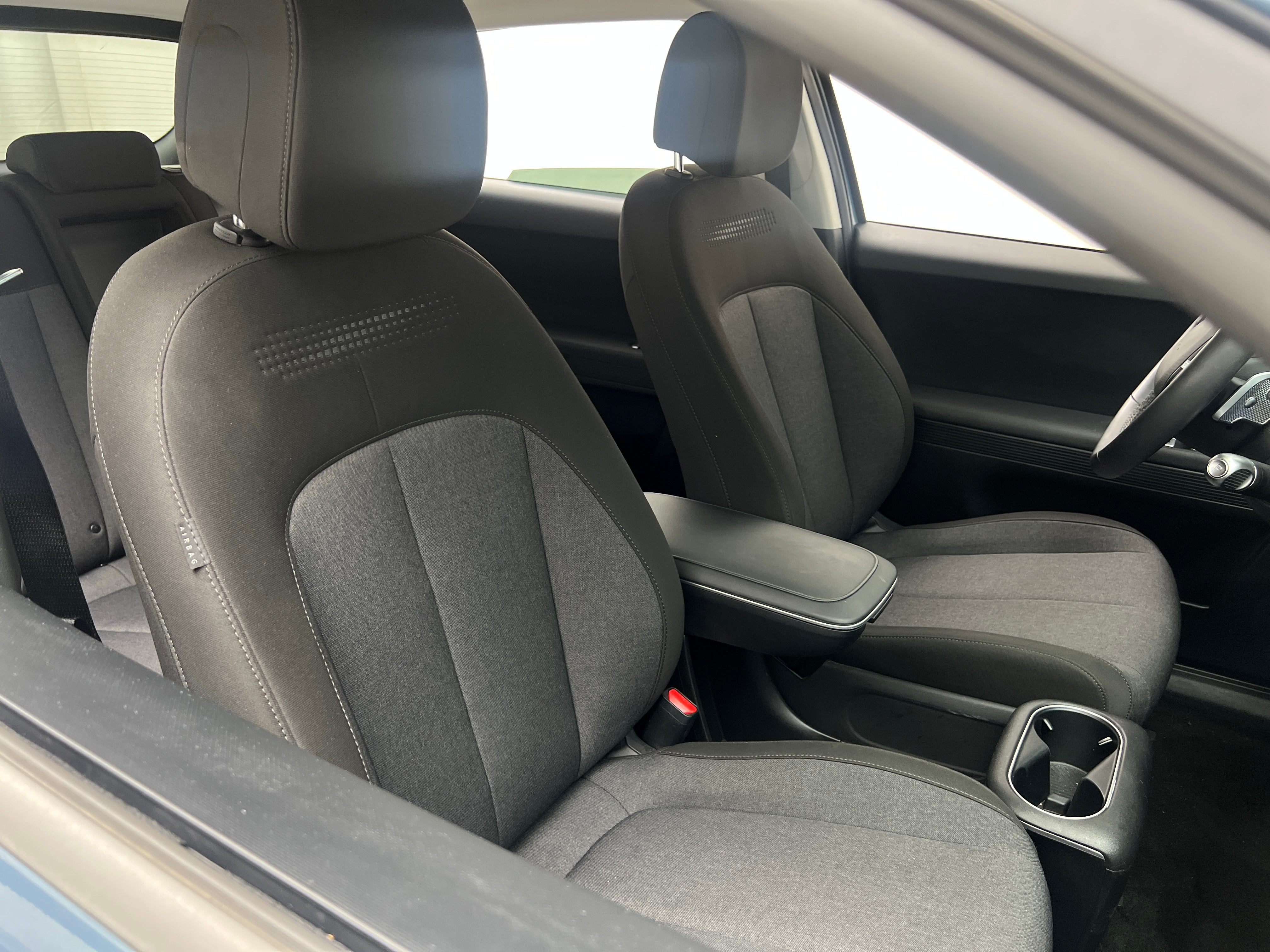 2022 Hyundai Ioniq 5 SE 2