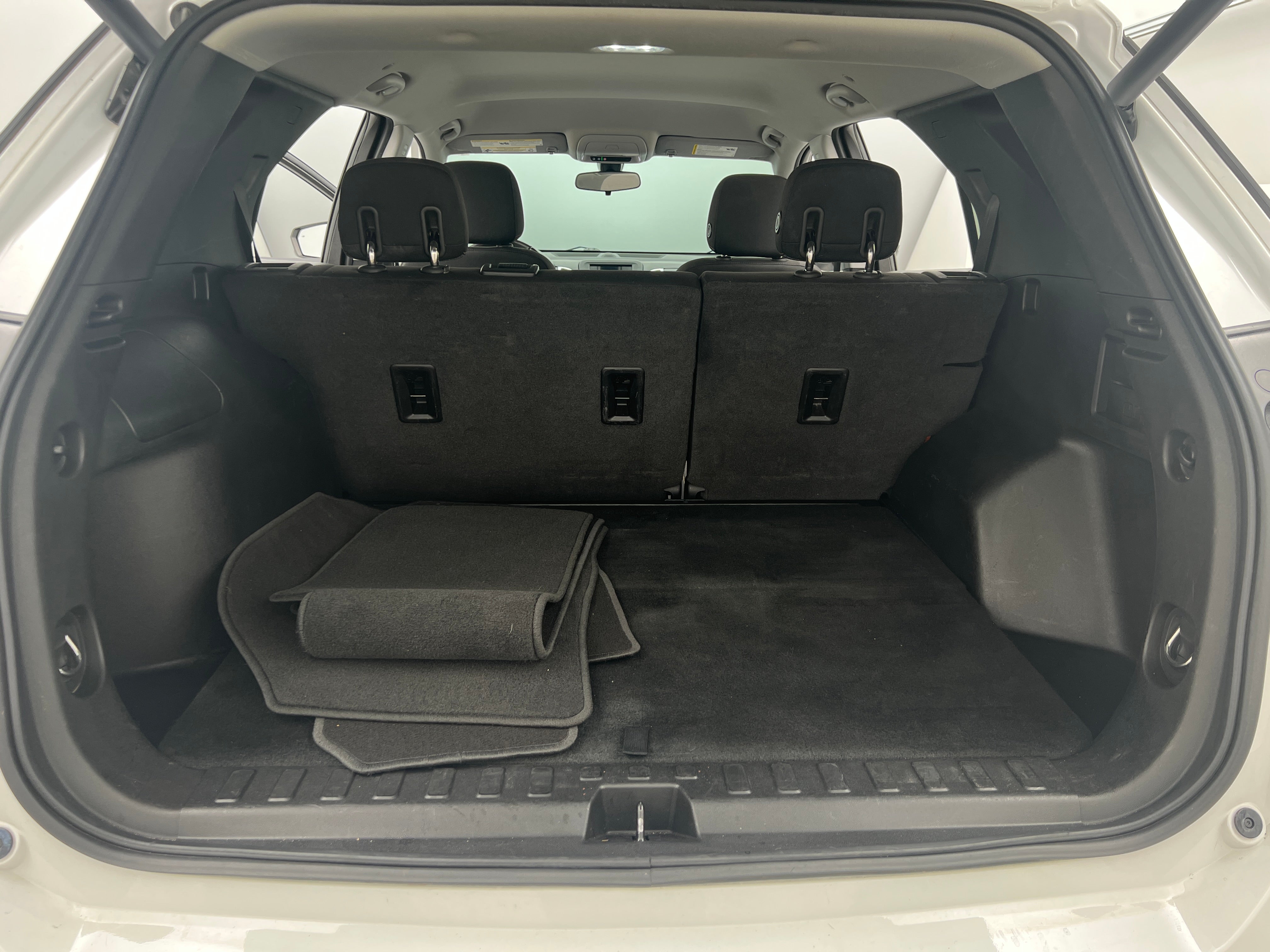 Thumbnail: 2019 Chevrolet Equinox - 7